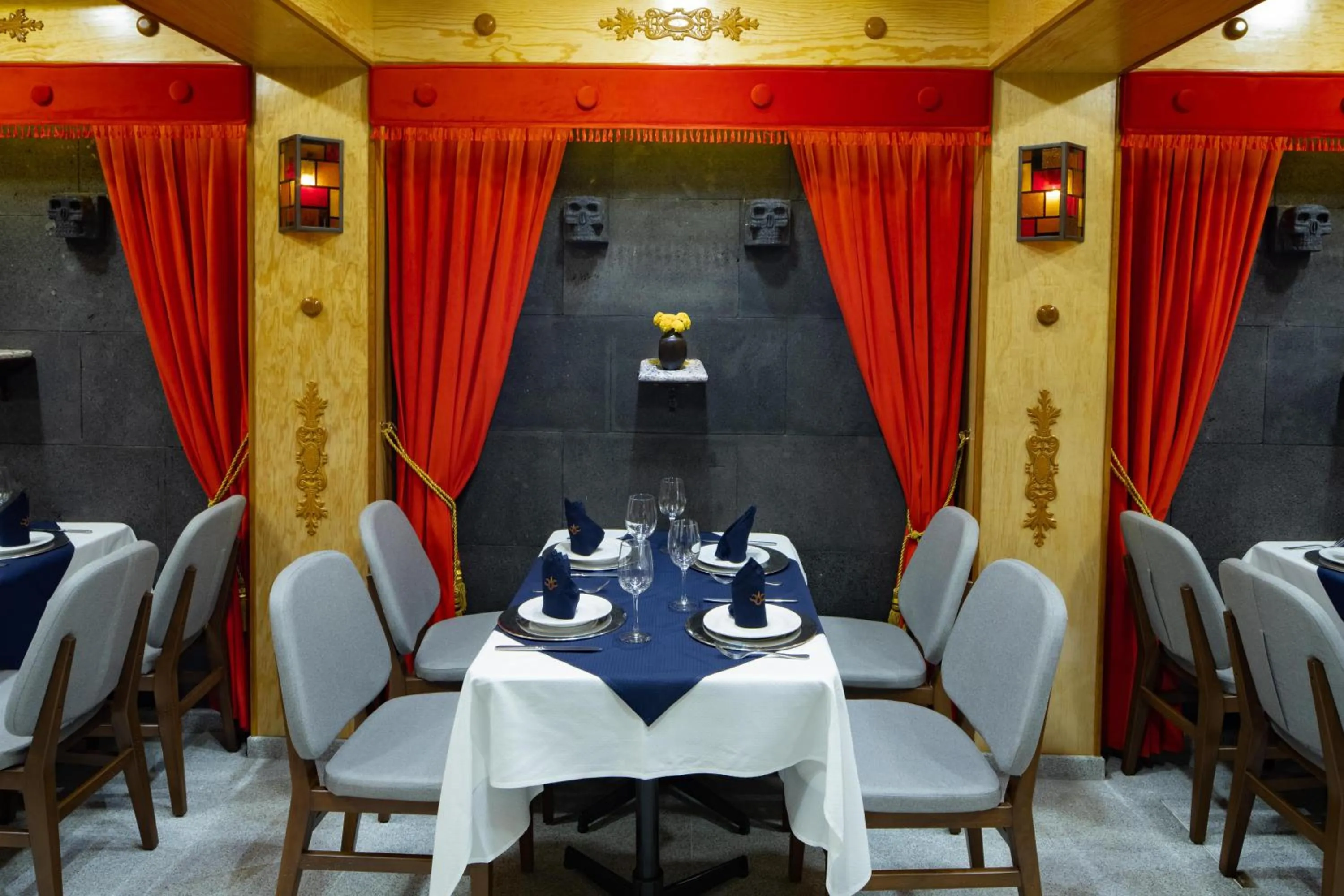 Restaurant/places to eat in Hotel Parque España