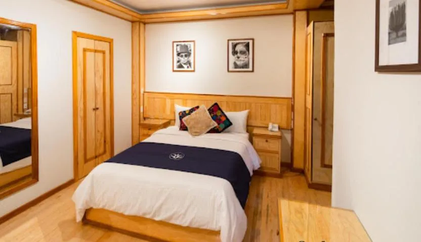 Bedroom, Bed in Hotel Parque España