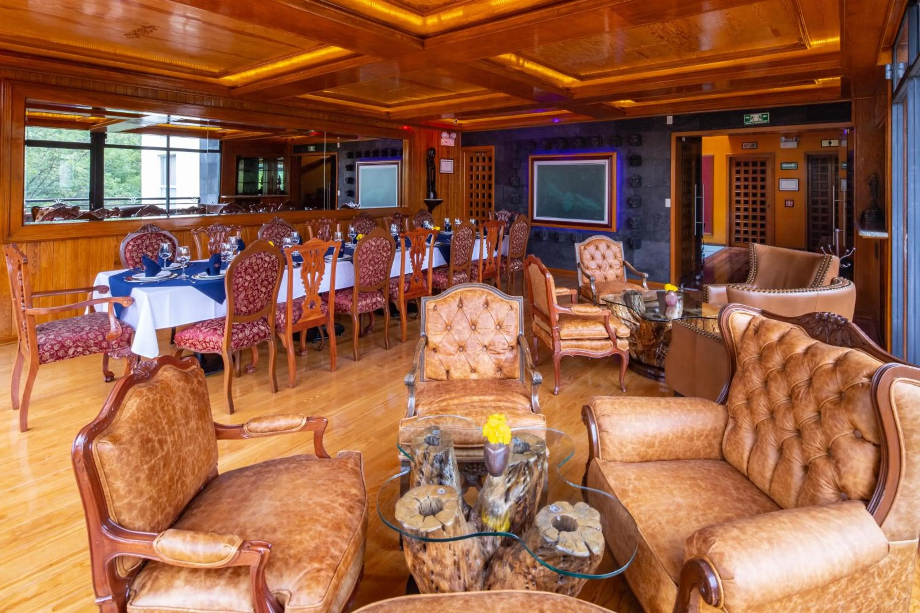 Restaurant/places to eat in Hotel Parque España