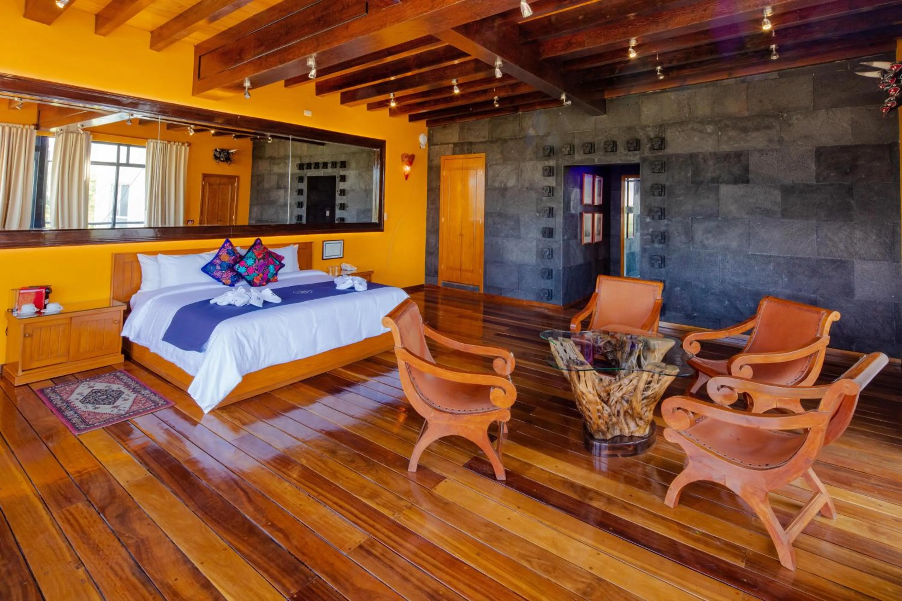 Photo of the whole room, Bed in Hotel Parque España