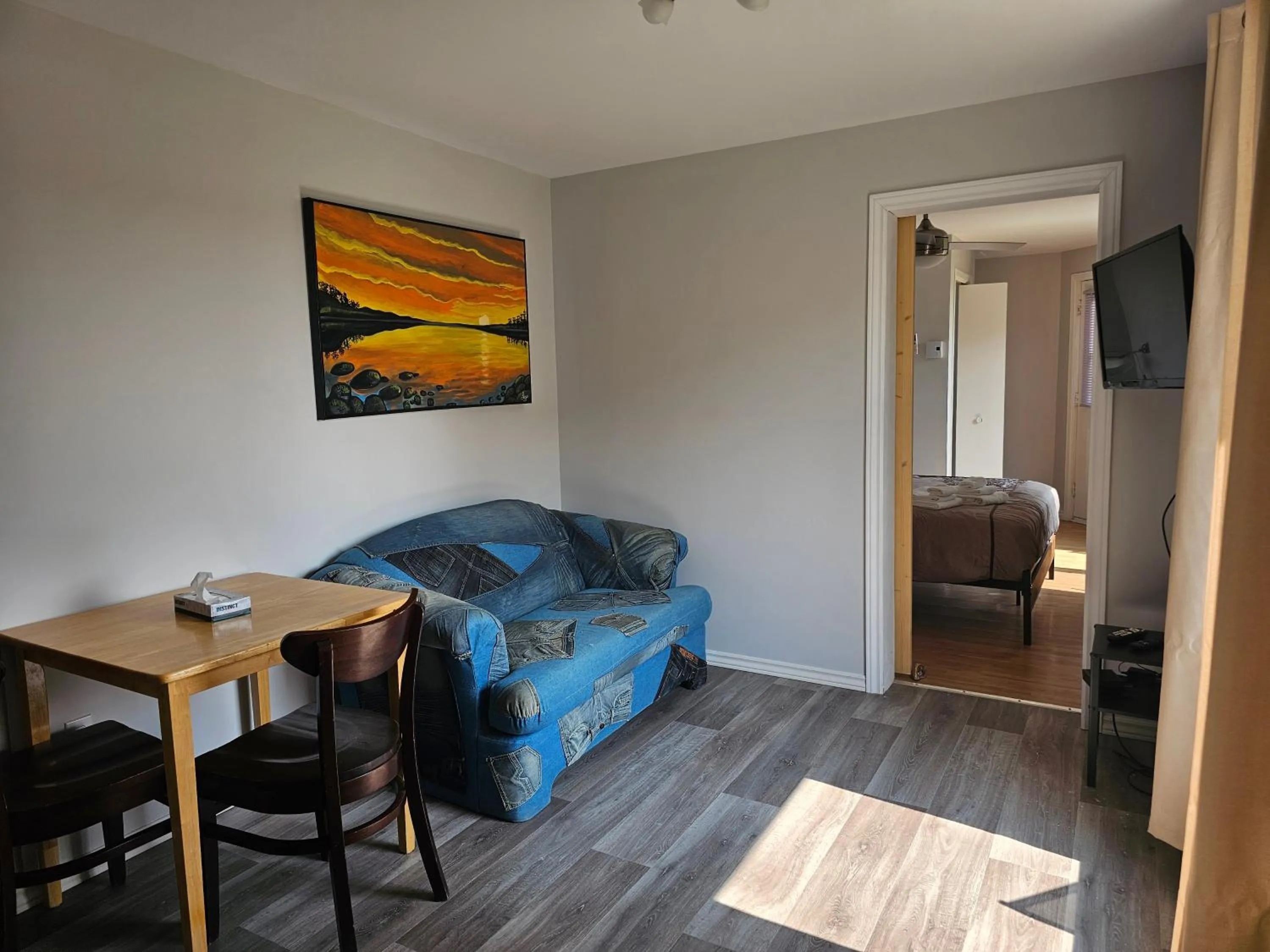 TV and multimedia in Motel de la mer