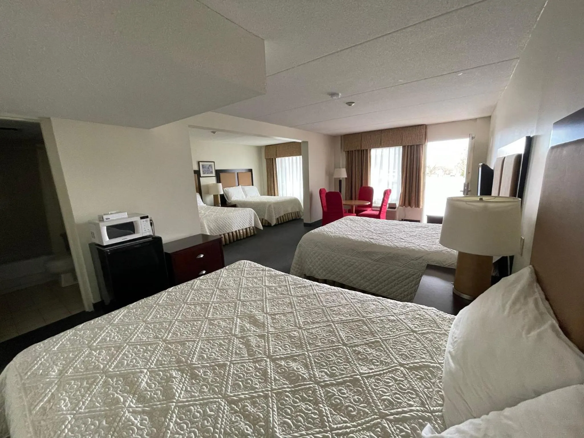 Bed in 6032 Persepolis Inn