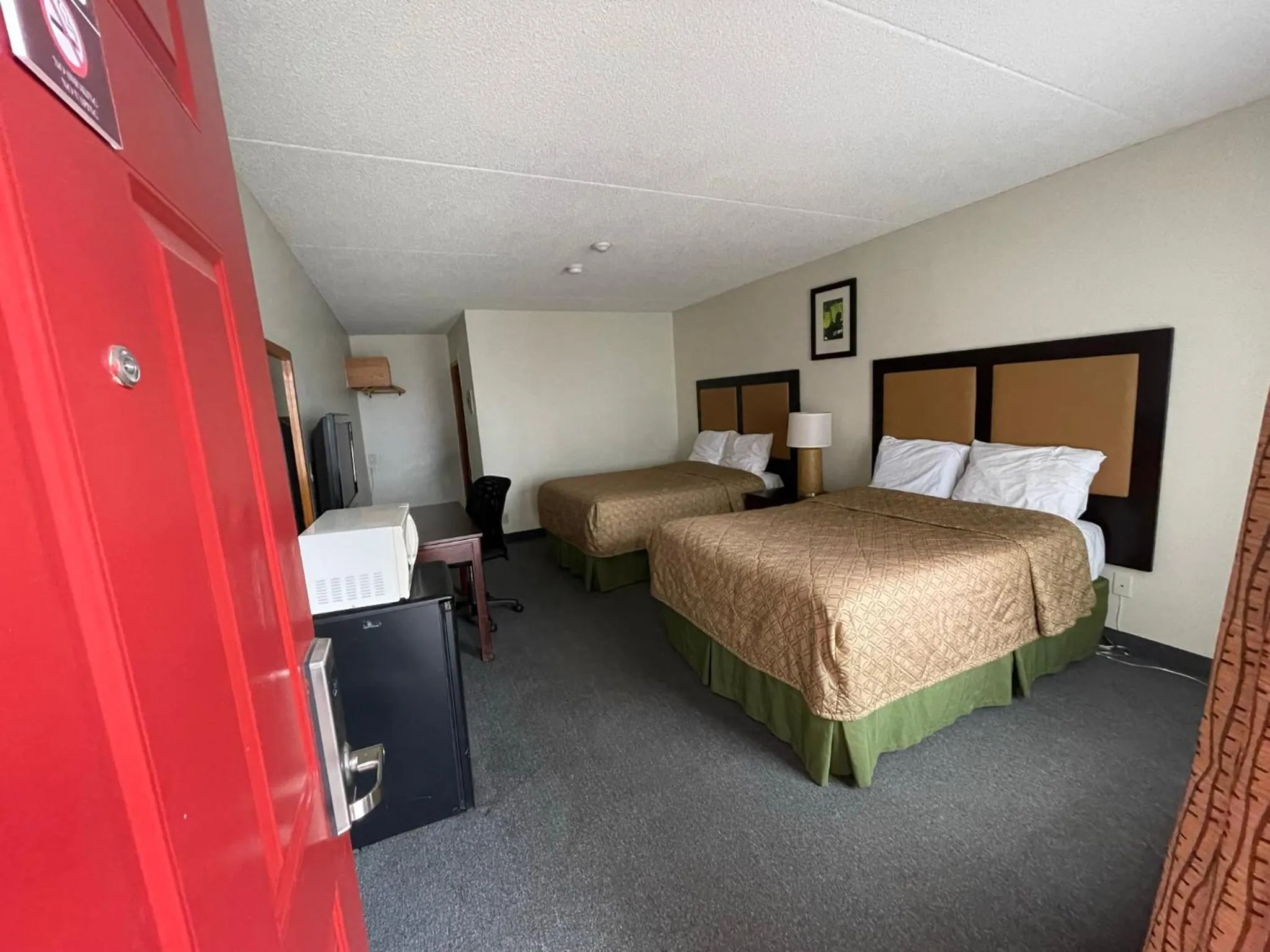 Bed in 6032 Persepolis Inn