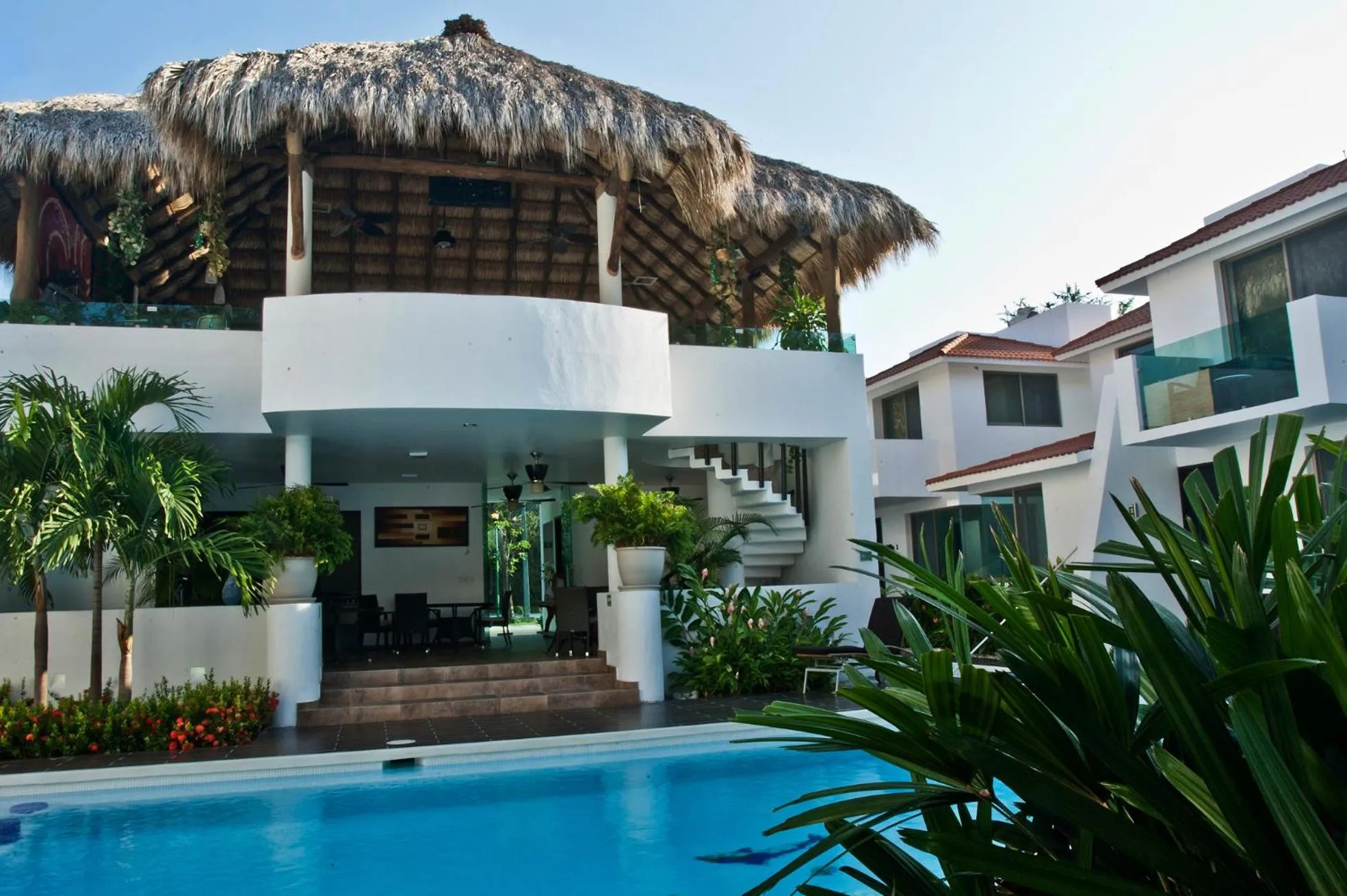 Facade/entrance in Villas Maria Isabel