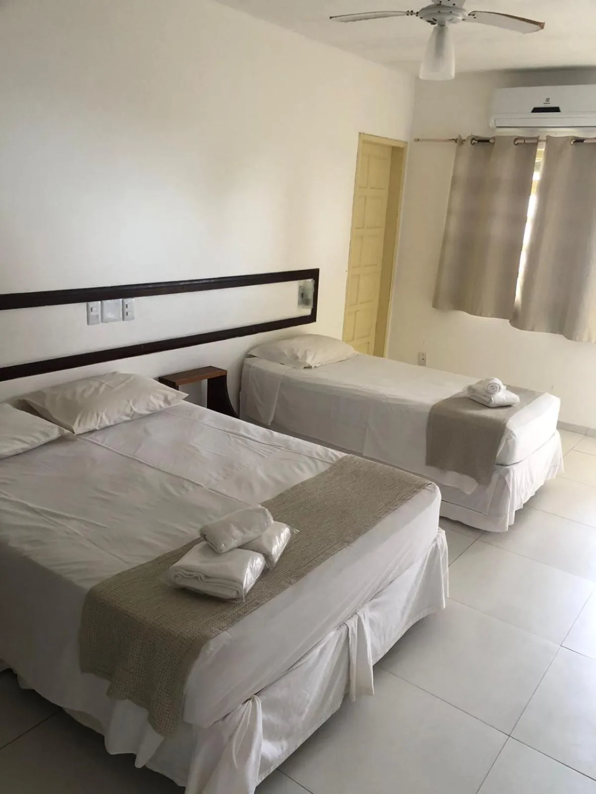 Bed in Mar & Sol Praia Hotel