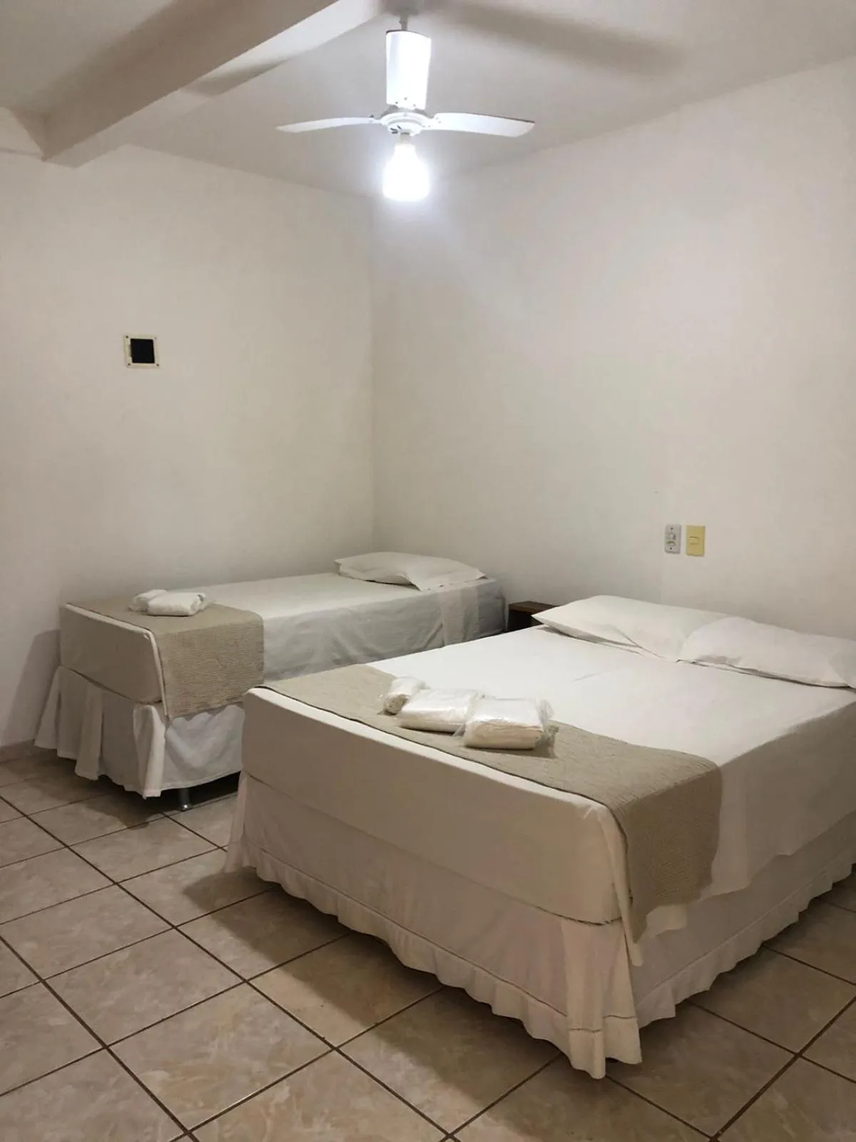 Bed in Mar & Sol Praia Hotel