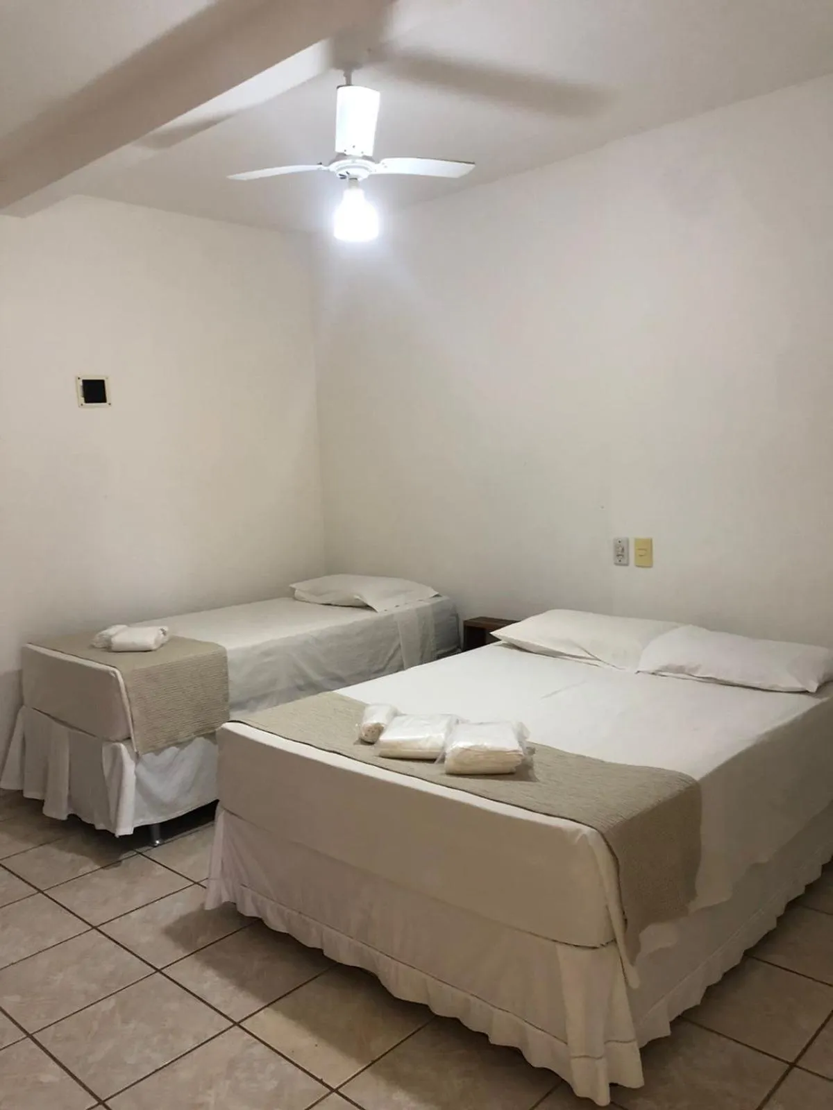 Bed in Mar & Sol Praia Hotel