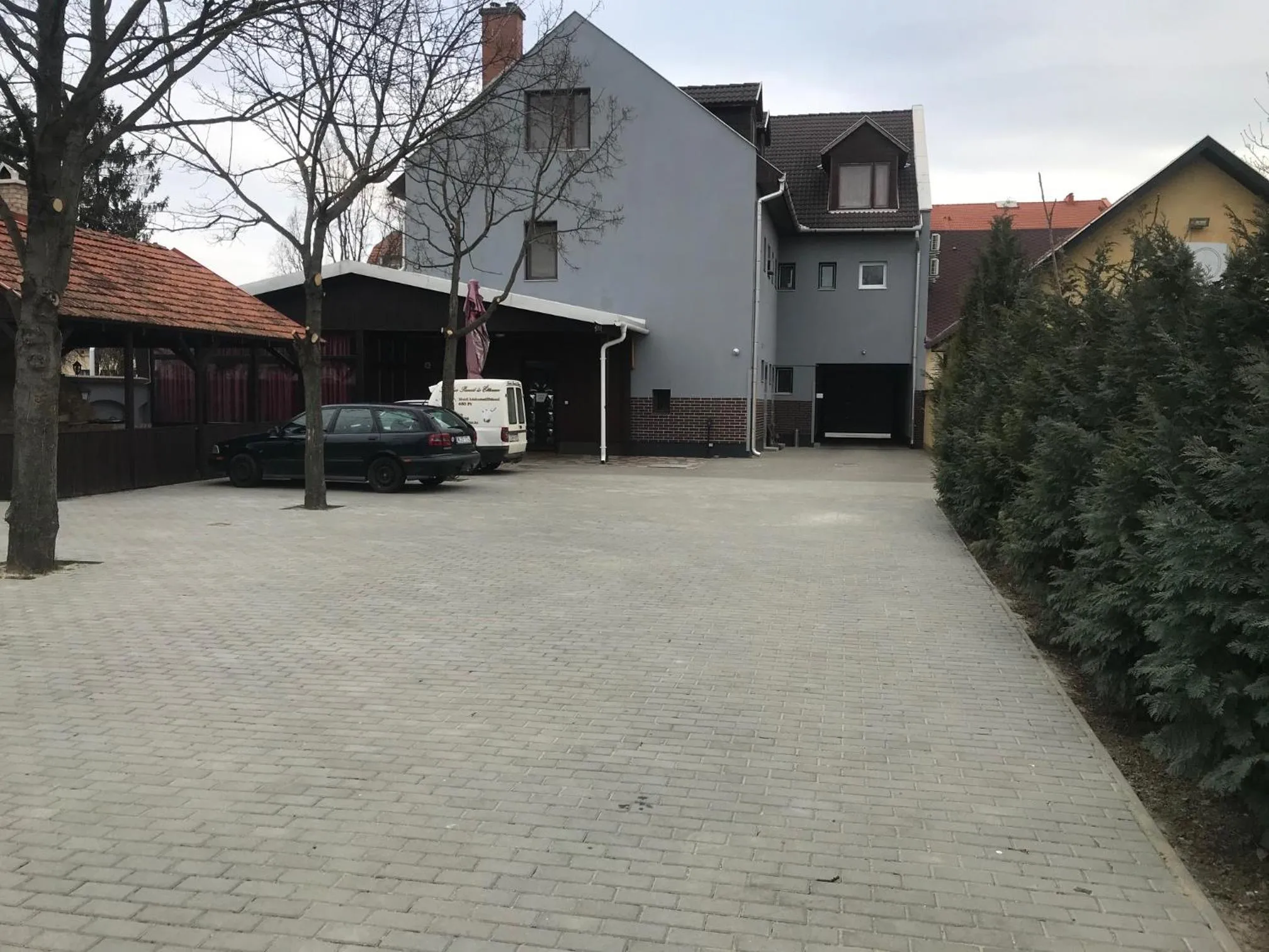 Property building in Kerekes Panzió és Étterem