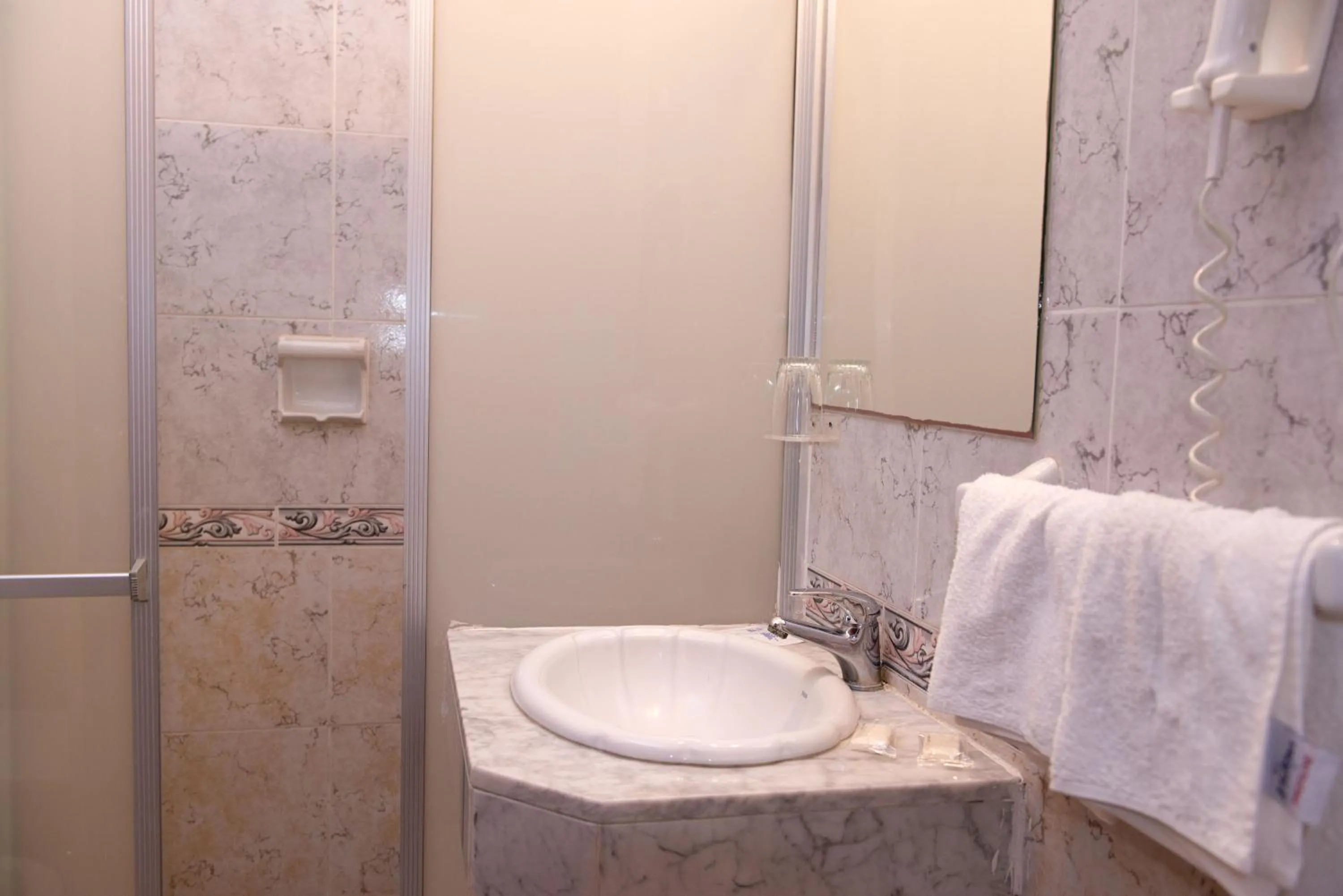 Bathroom in Hotel Centenario