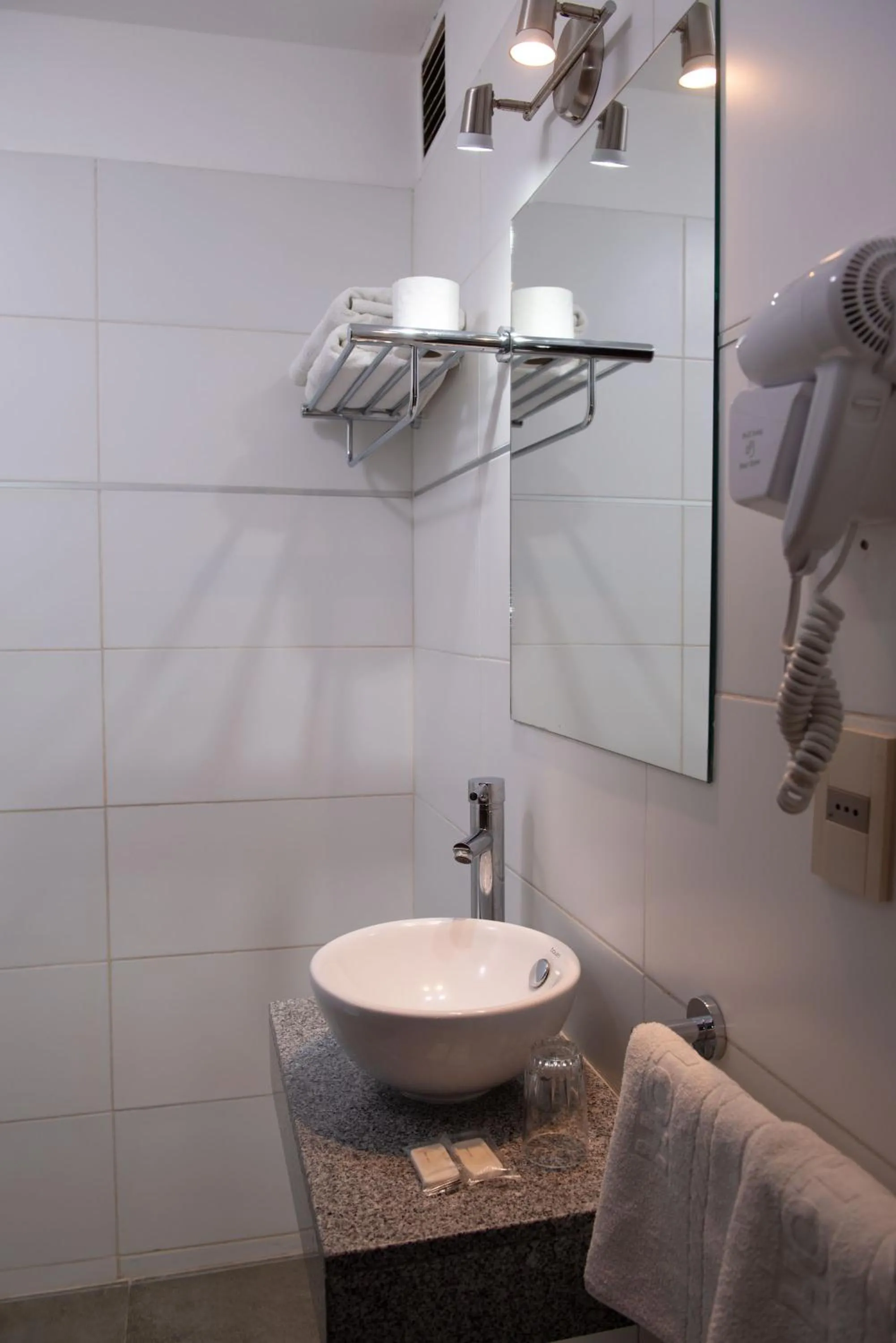 Bathroom in Hotel Centenario