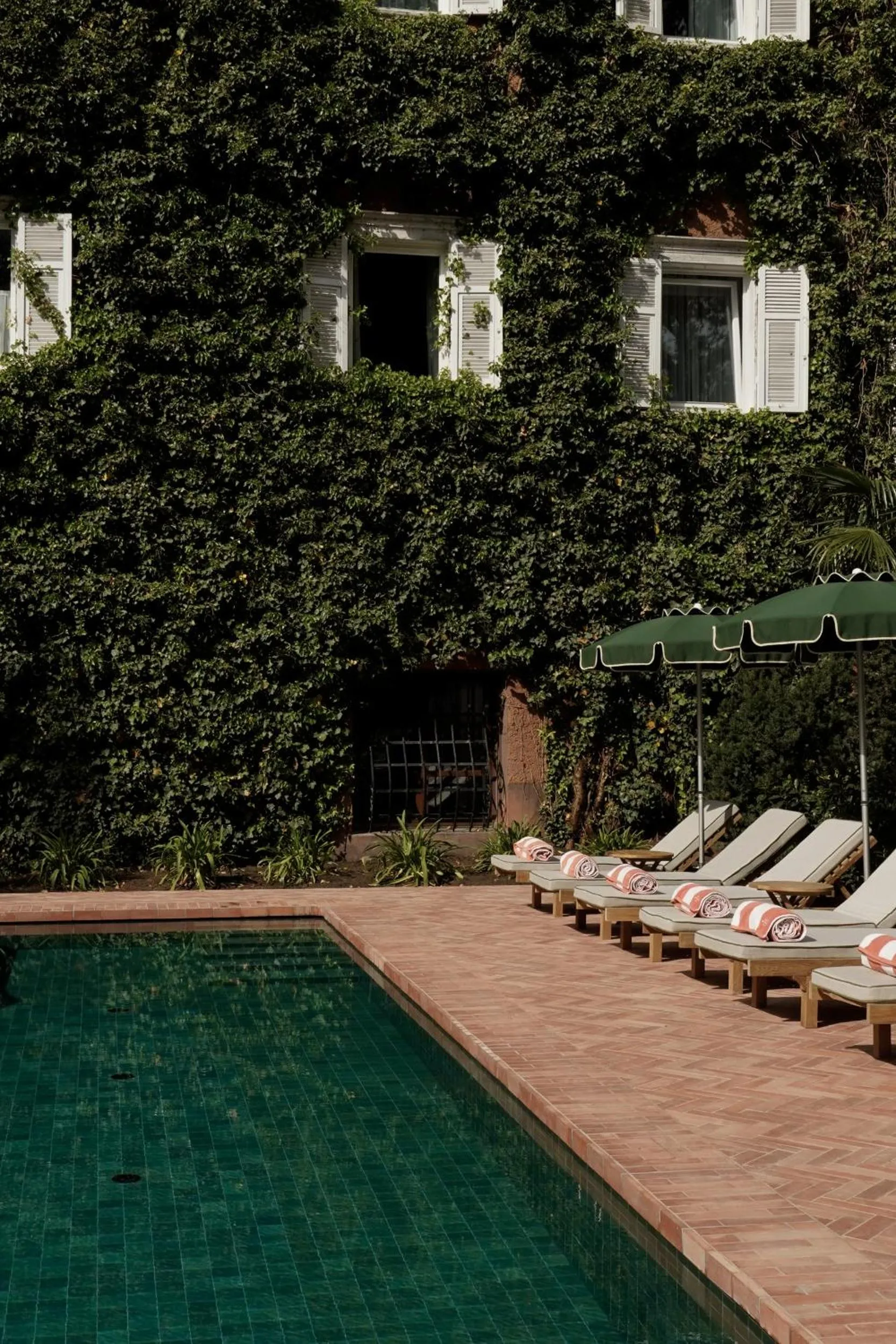 Swimming pool in Parkhotel Mondschein, a Member of Design Hotels