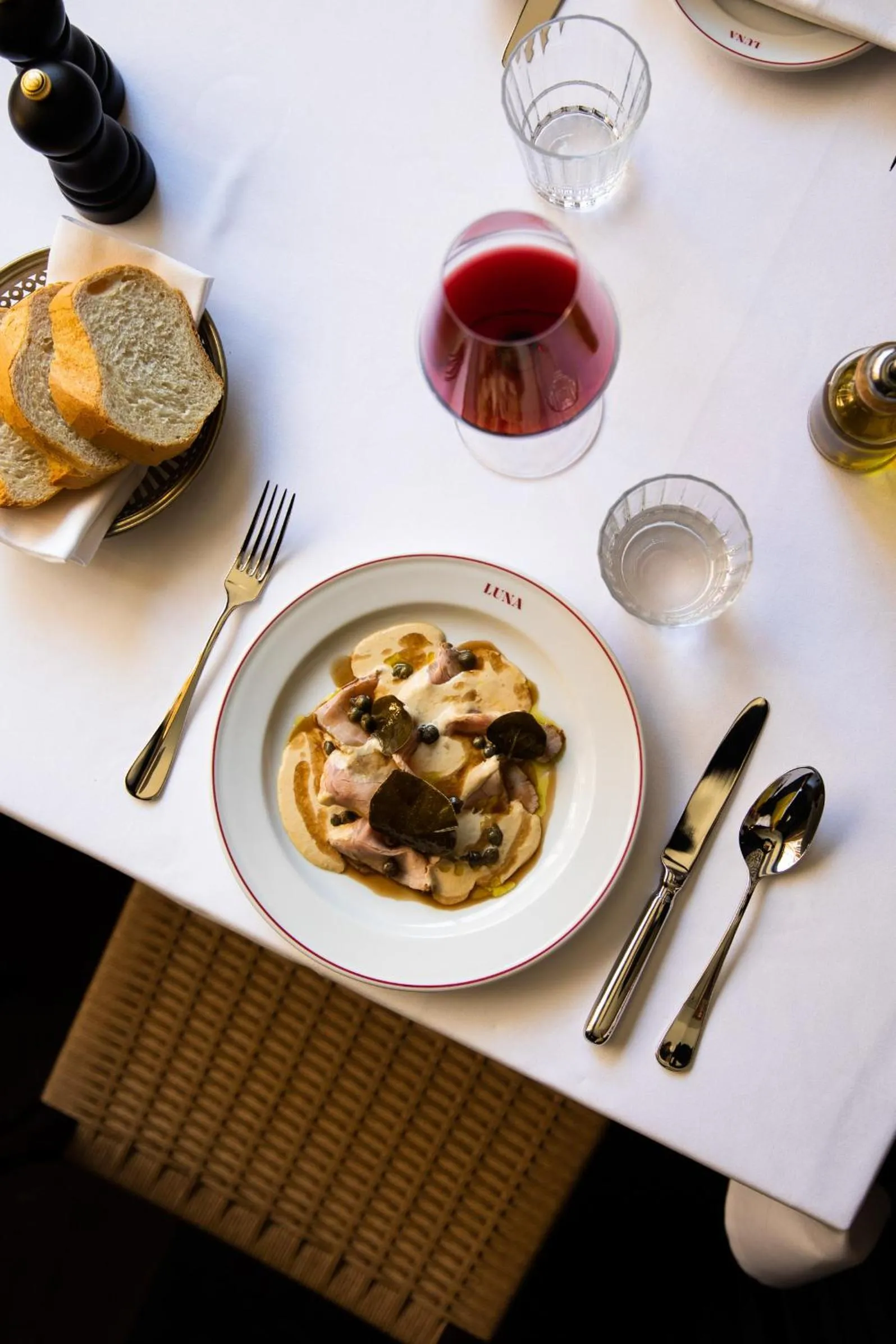 Restaurant/places to eat in Parkhotel Mondschein, a Member of Design Hotels