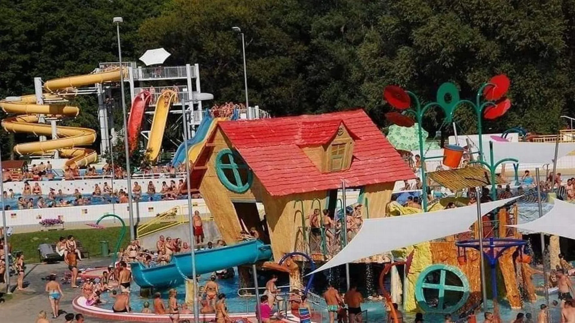 Aqua park in Arany Apartmanház Zalagyöngye
