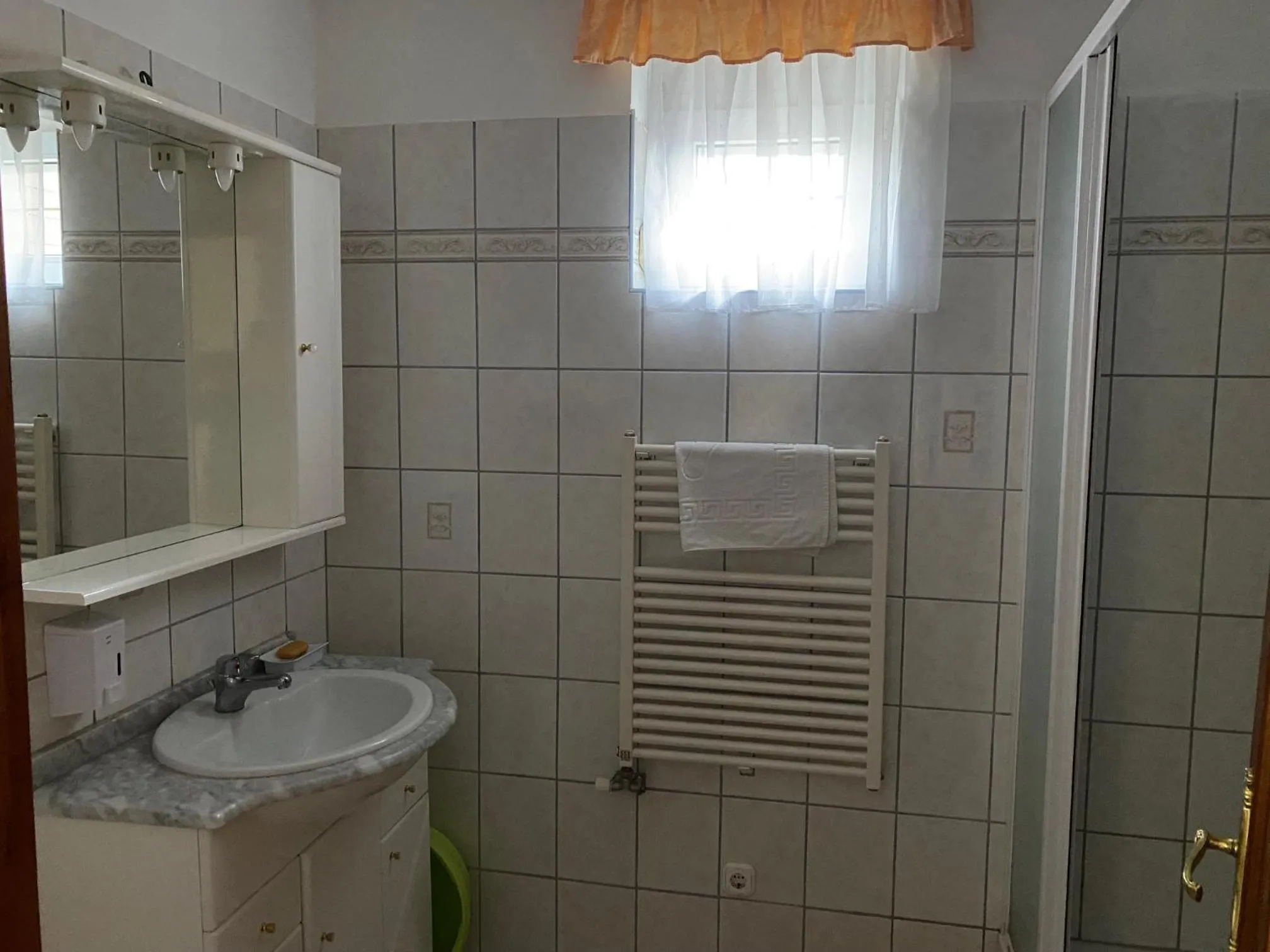 One-Bedroom Apartment with Terrace in Arany Apartmanház Zalagyöngye