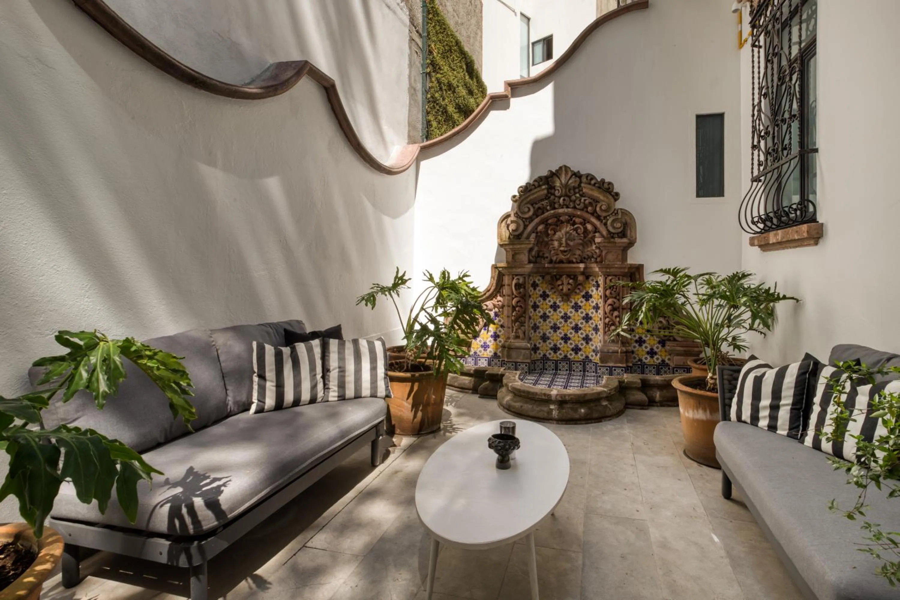 Garden in UTOPIC Campos Elíseos by ULIV