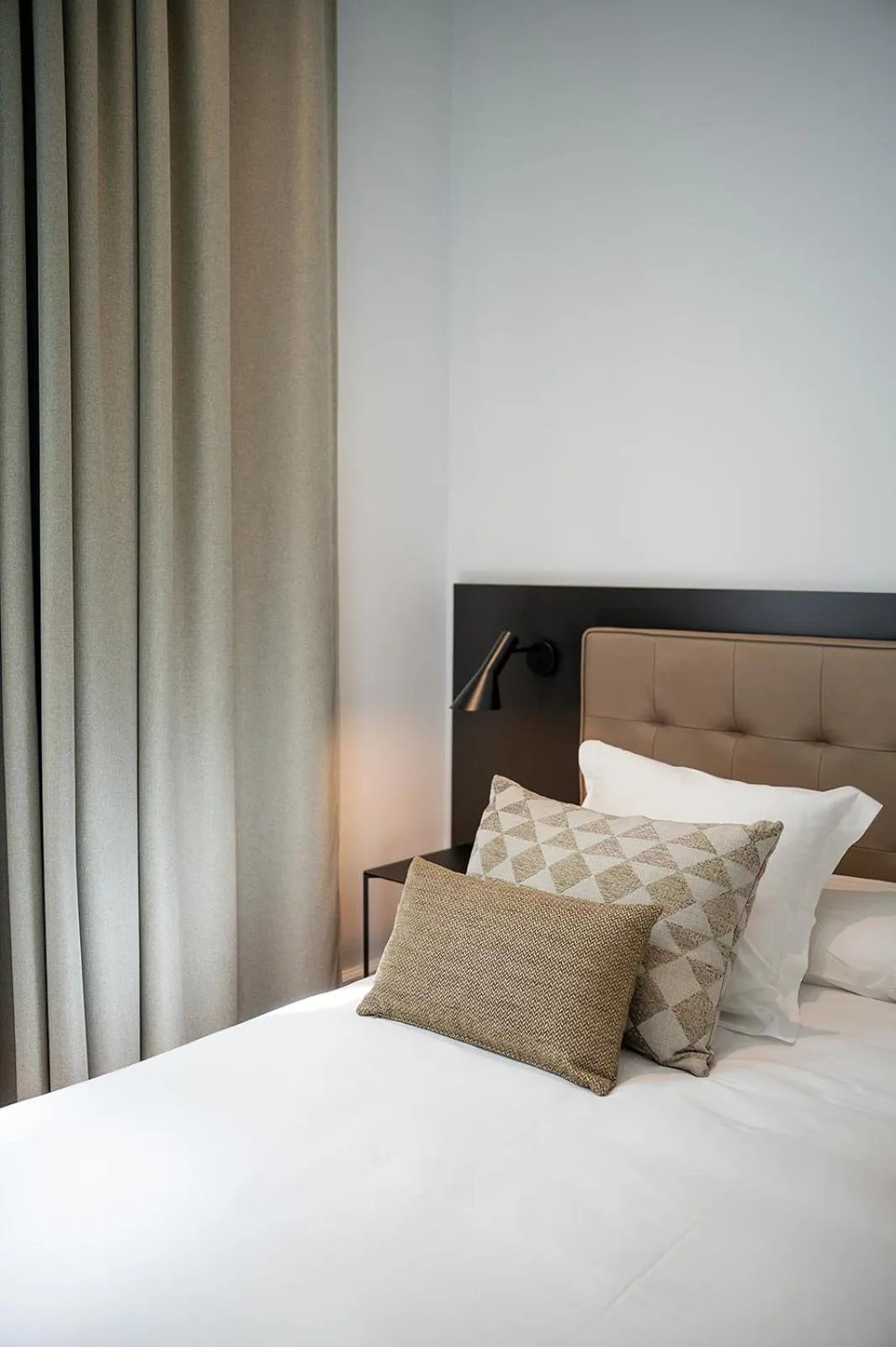 Bed in The Park Suites by IRES LAR