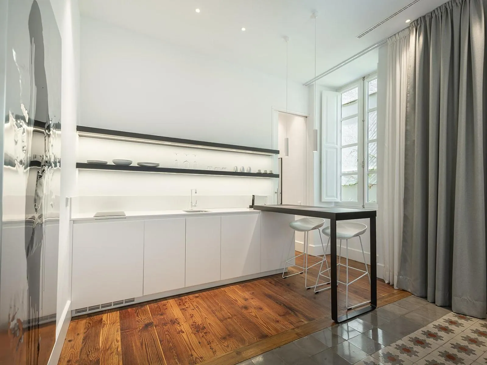 Kitchen or kitchenette in The Park Suites by IRES LAR