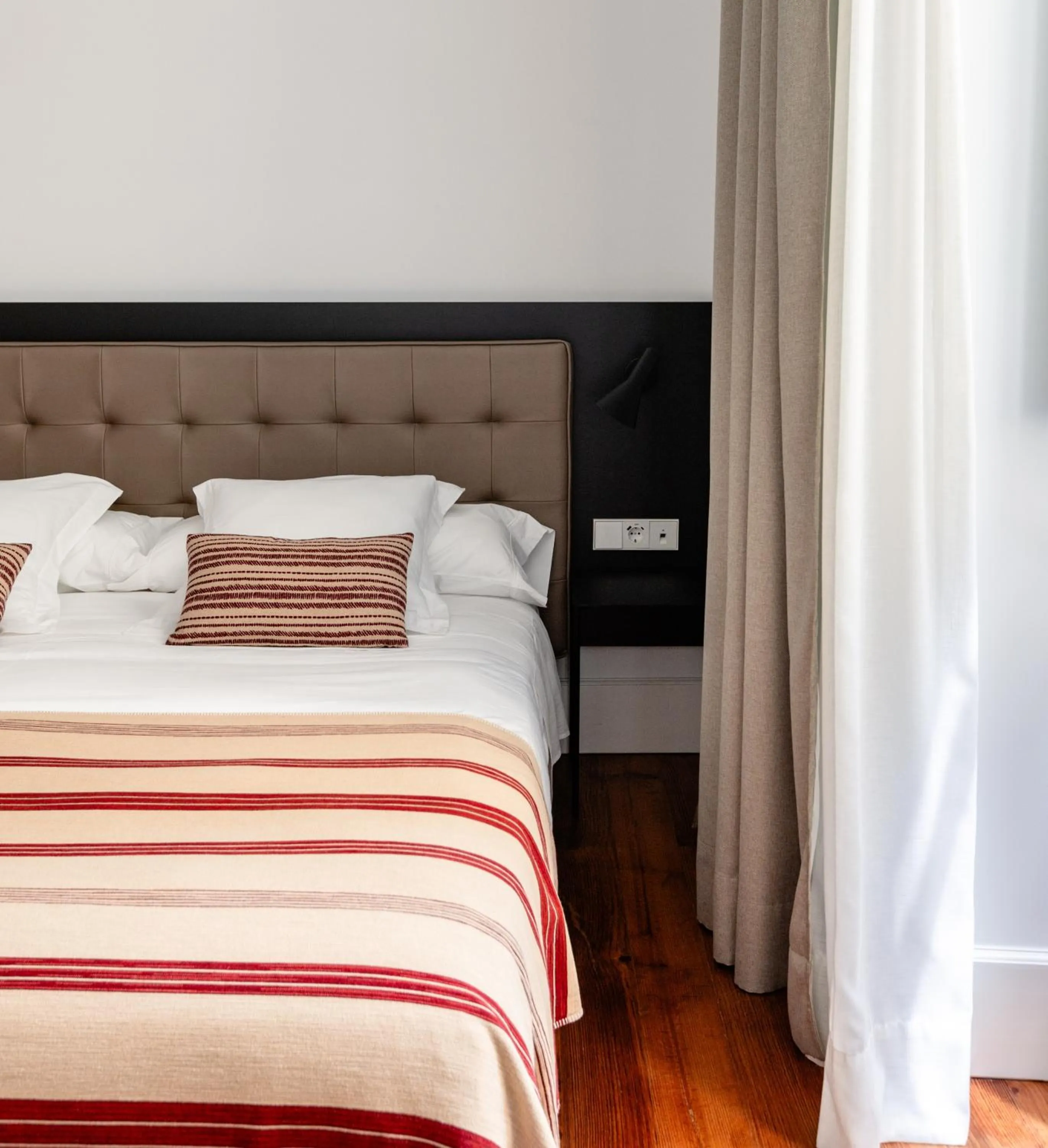 Bed in The Park Suites by IRES LAR