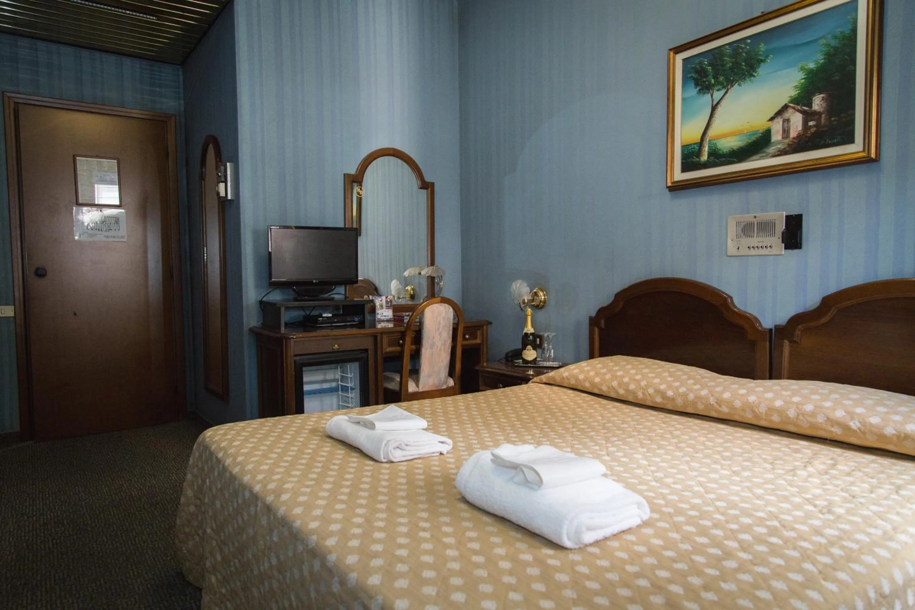 Bed in Hotel Accursio