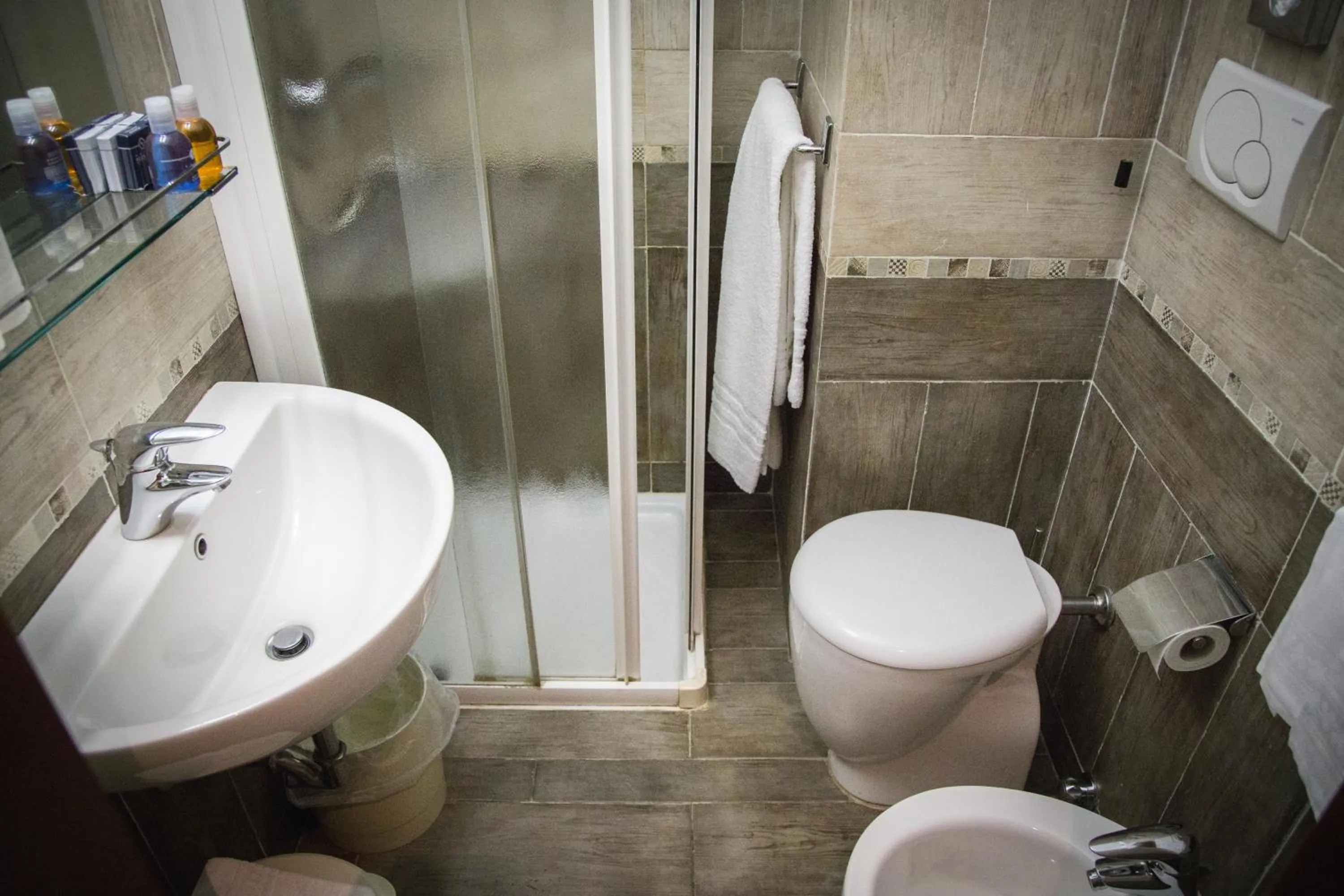 Bathroom in Hotel Accursio