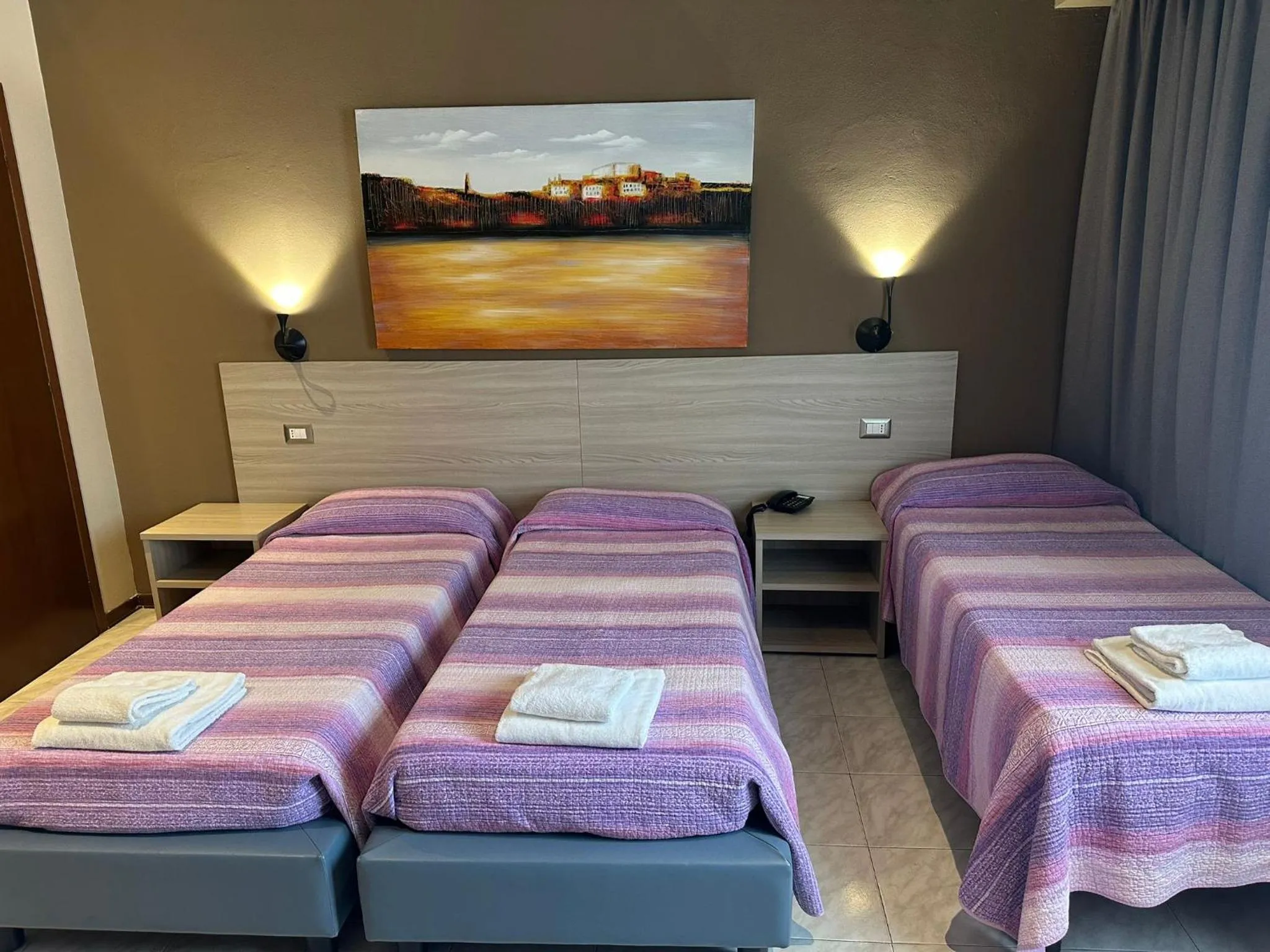 Bed in Hotel Montebello