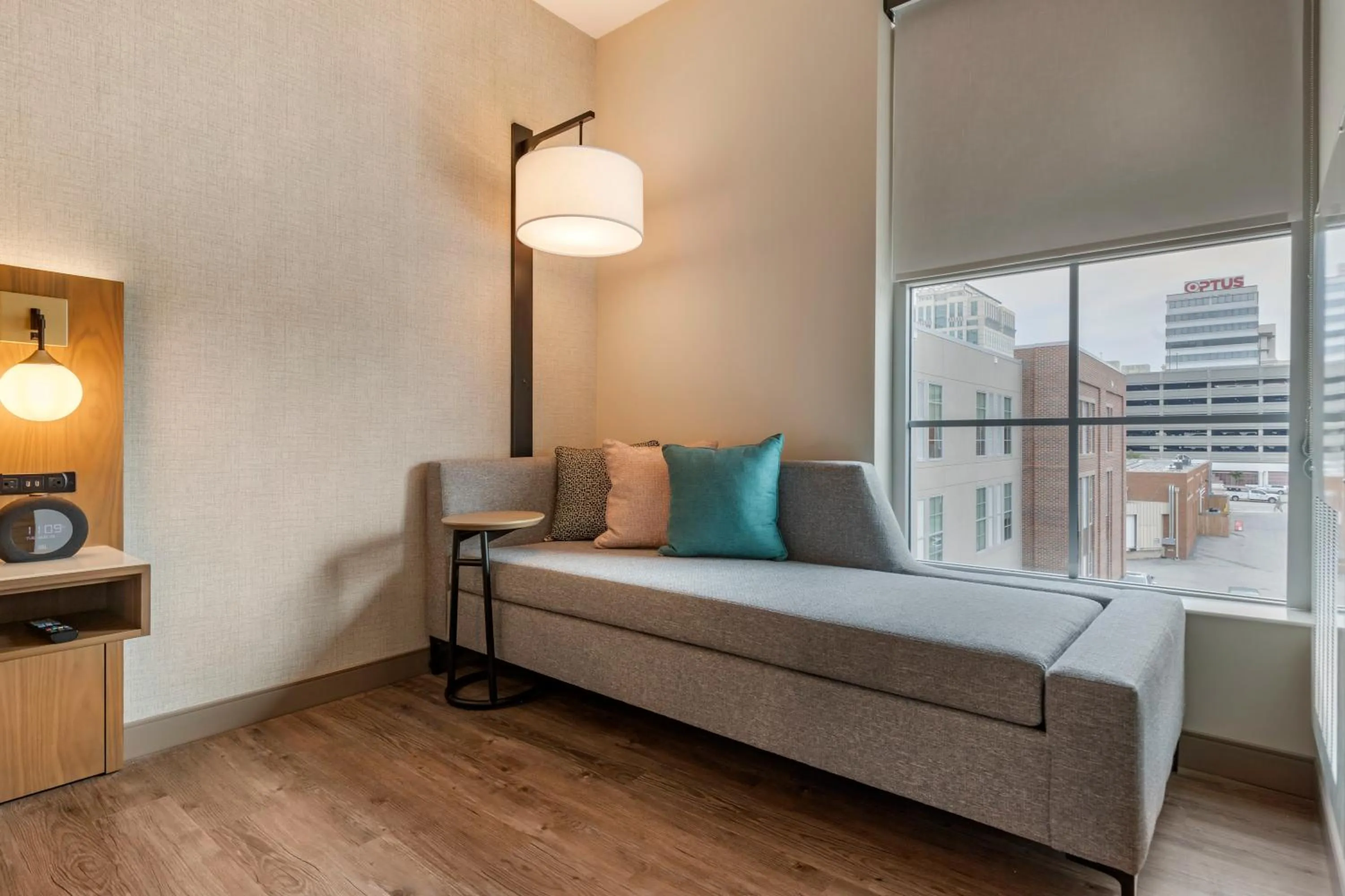 Seating area, Bed in Cambria Hotel Columbia Downtown the Vista