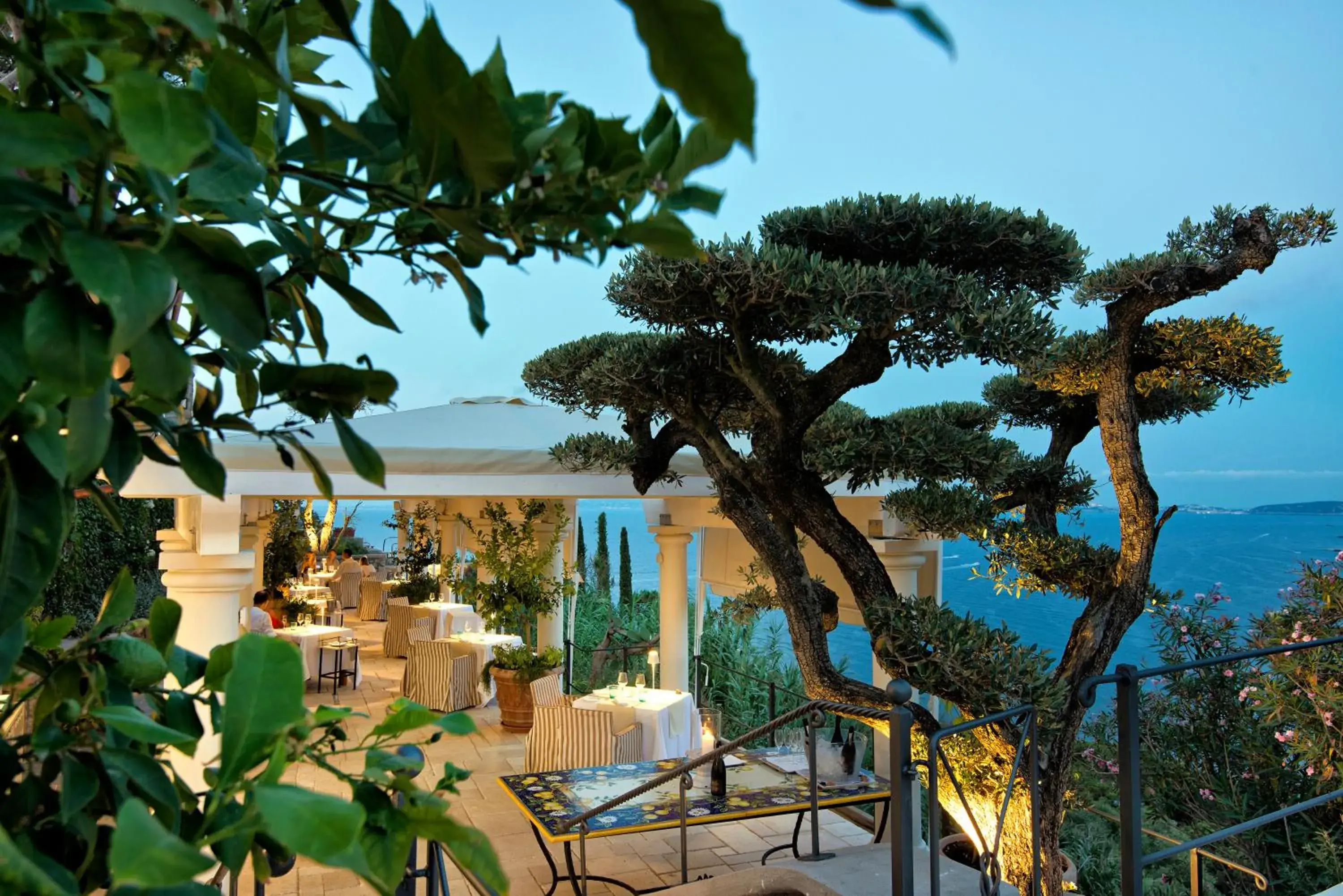 Restaurant/places to eat in San Montano Resort & Spa Restaurant/places to eat in San Montano Resort & Spa