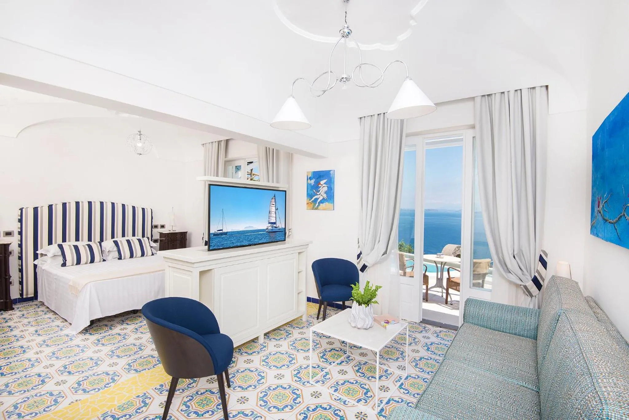 Living room, Bed in San Montano Resort & Spa