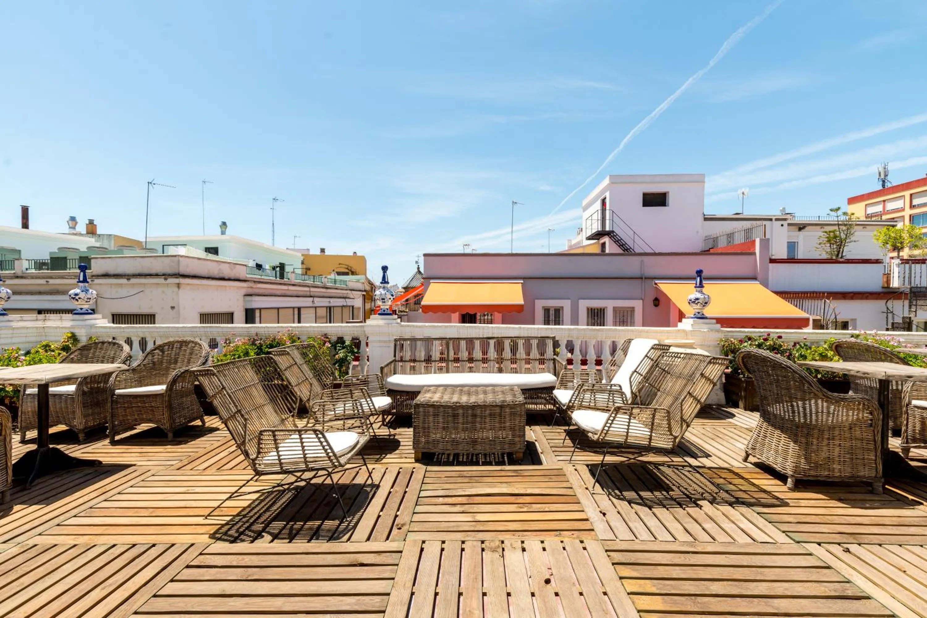 Property building in Hostal Roomsole