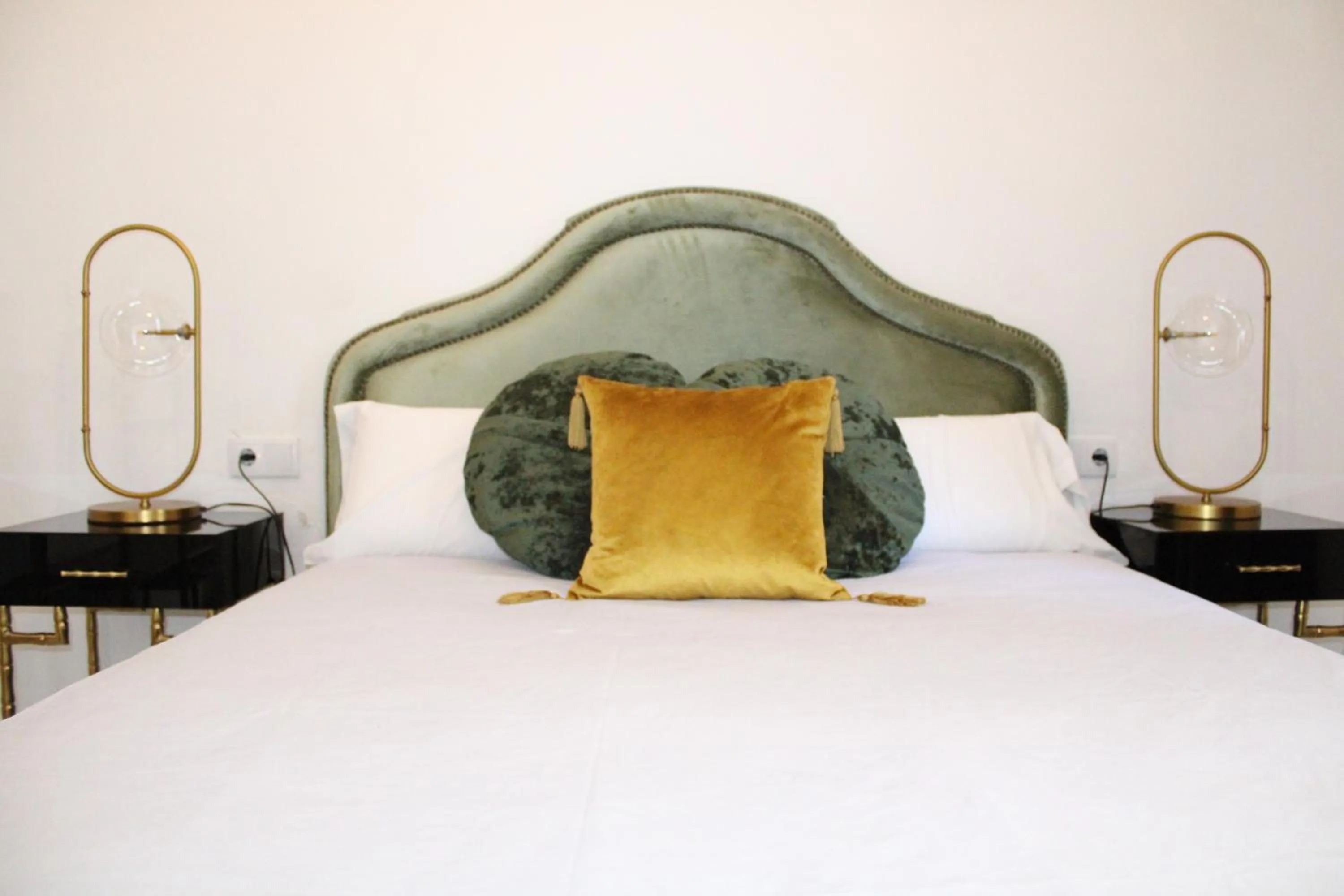 Bed in Hostal Roomsole