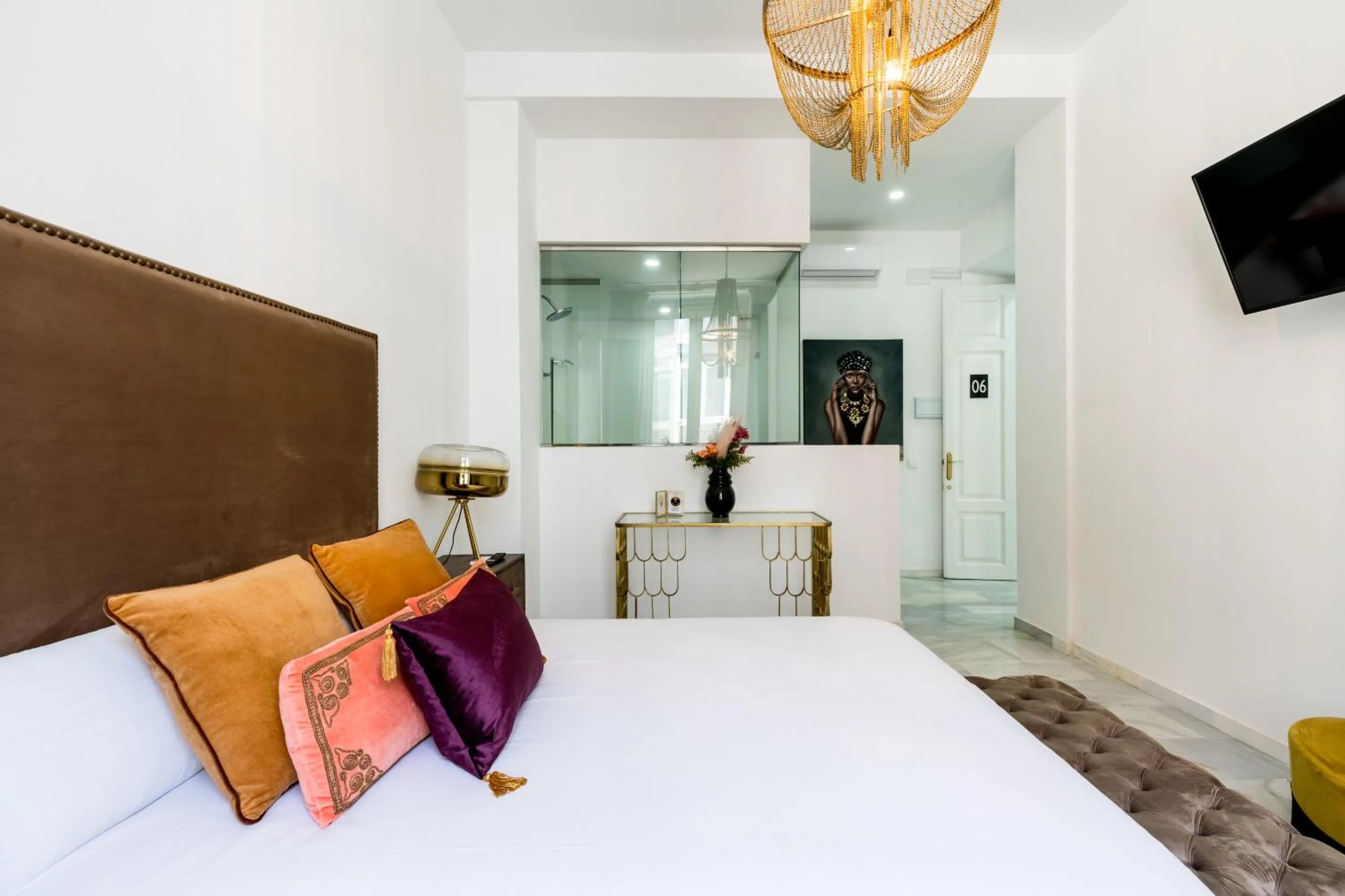 Bedroom, Bed in Hostal Roomsole