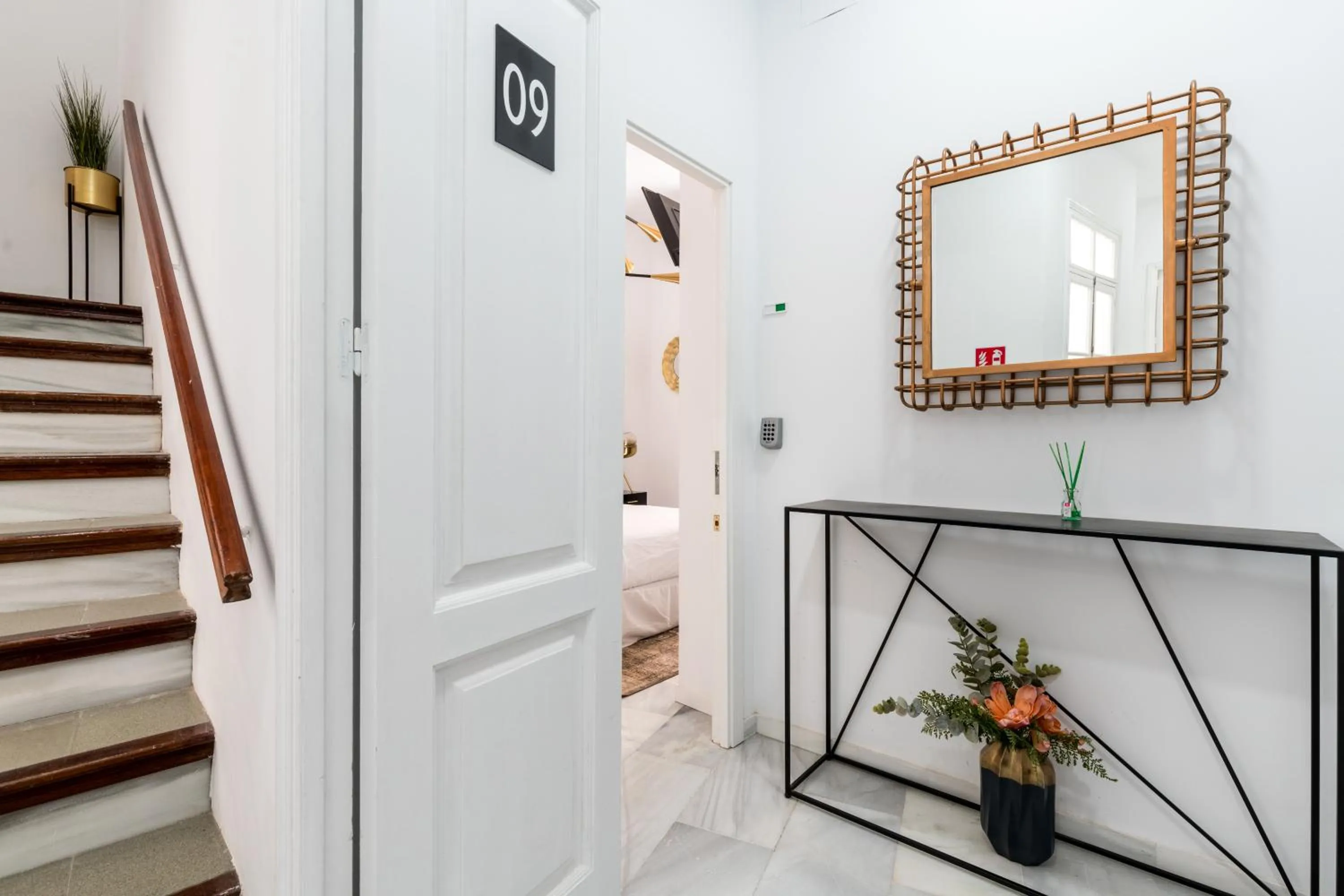 Property building in Hostal Roomsole