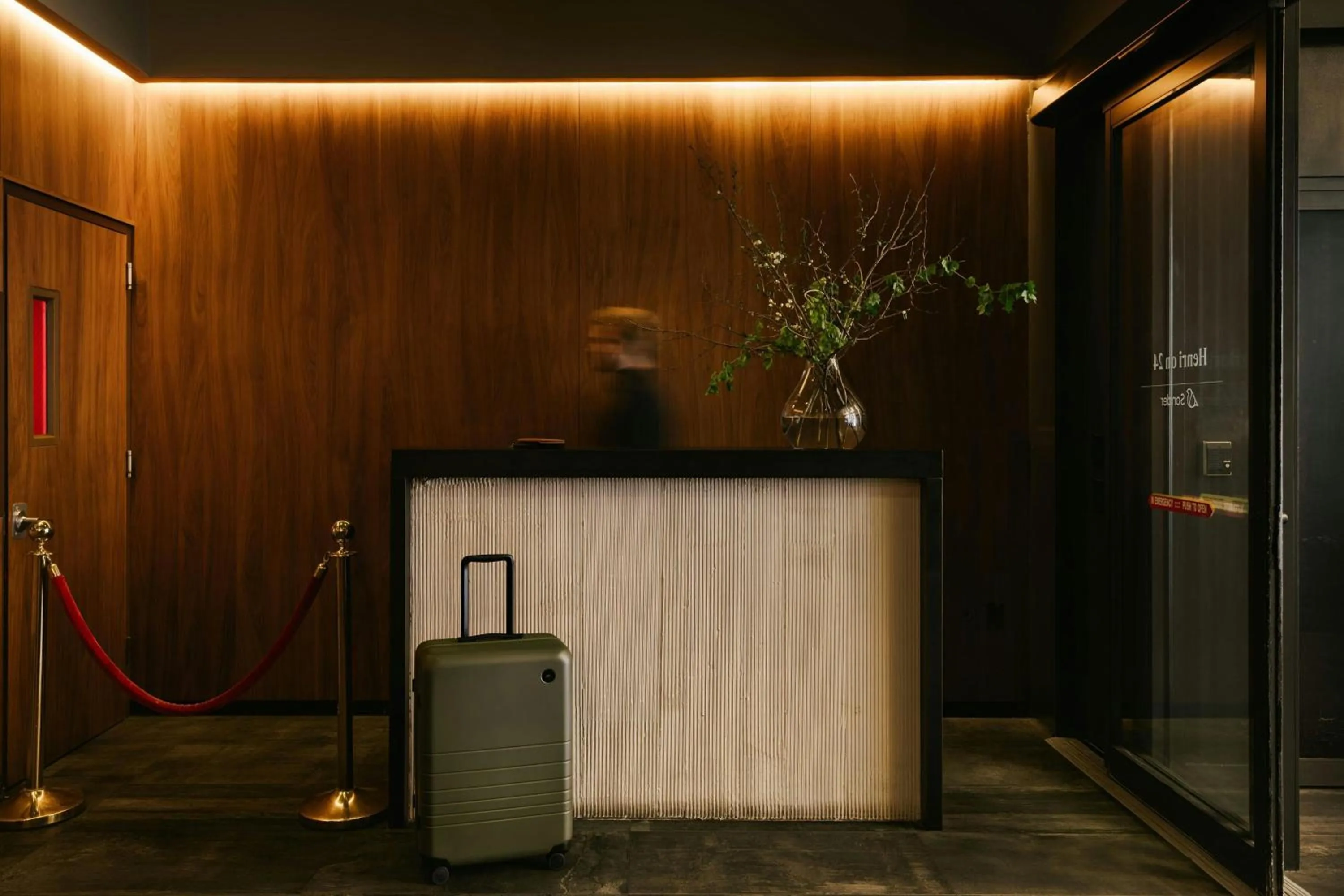 Lobby or reception in Henri on 24 Hotel Chelsea, Sonder by Marriott Bonvoy