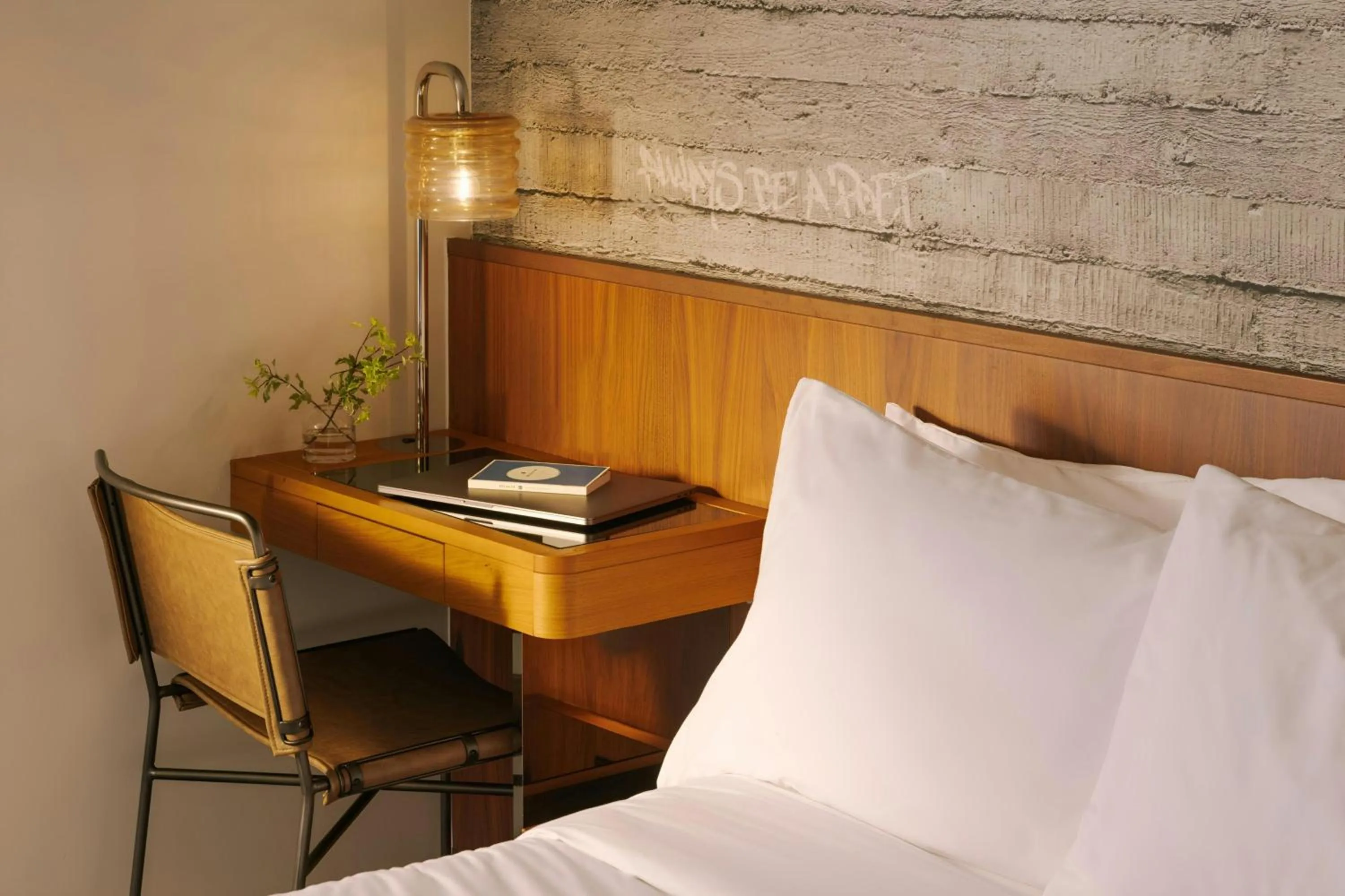 Bedroom, Bed in Henri on 24 Hotel Chelsea, Sonder by Marriott Bonvoy