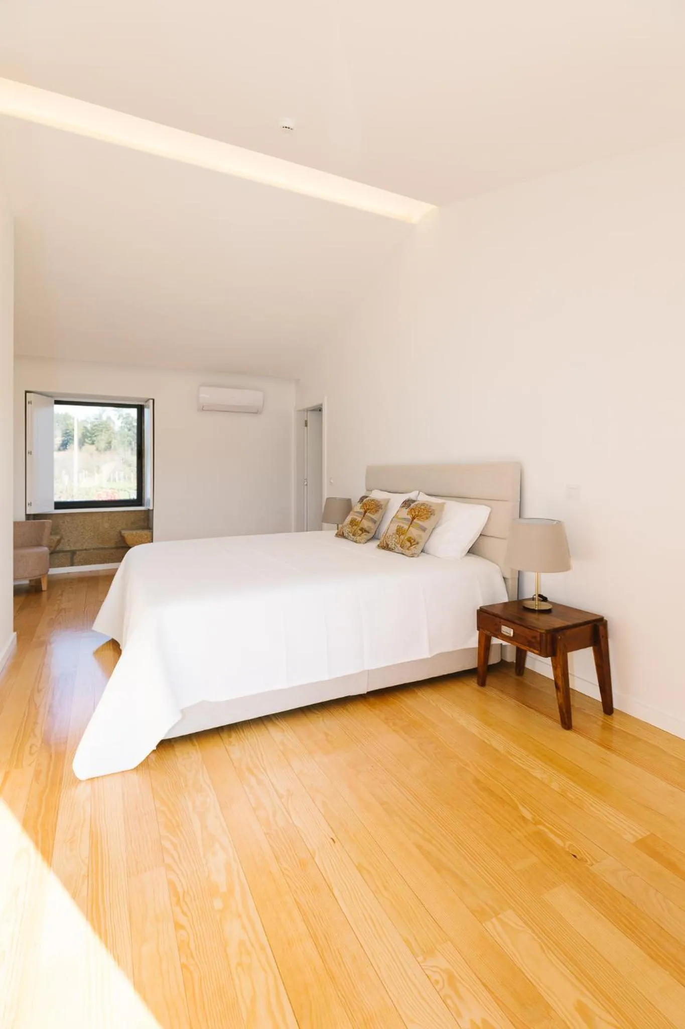 Photo of the whole room, Bed in Casa Vieira Lobo