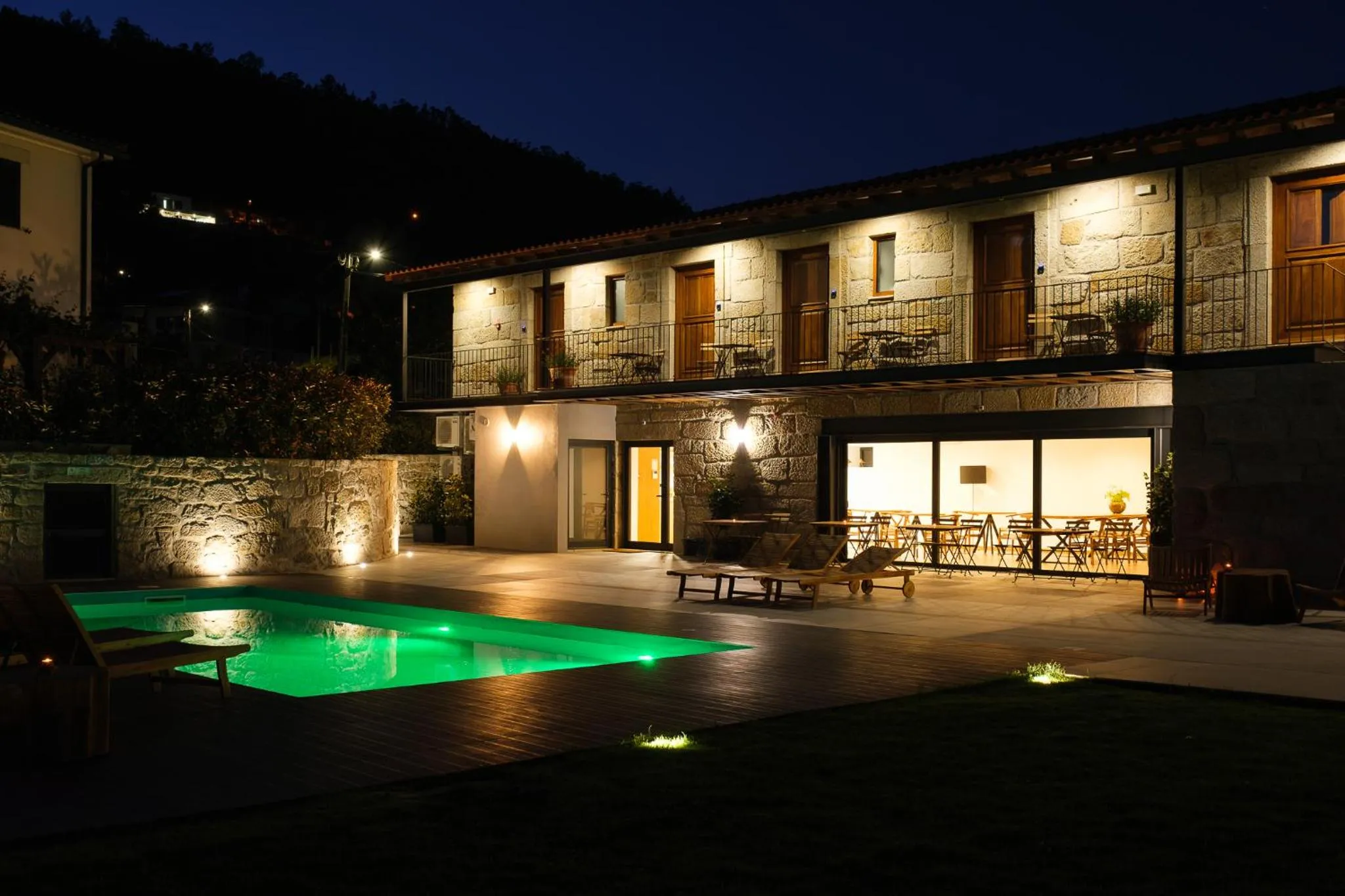 Property building in Casa Vieira Lobo