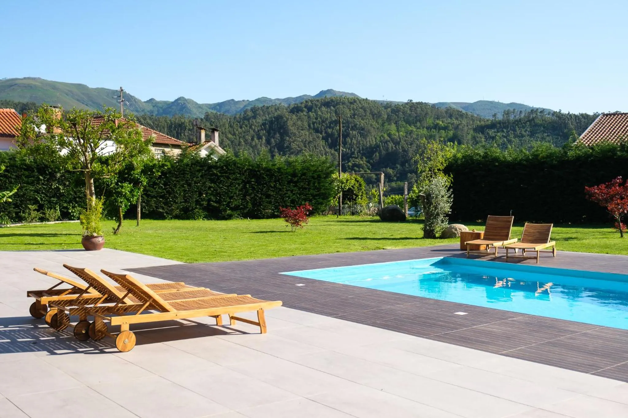 Property building in Casa Vieira Lobo