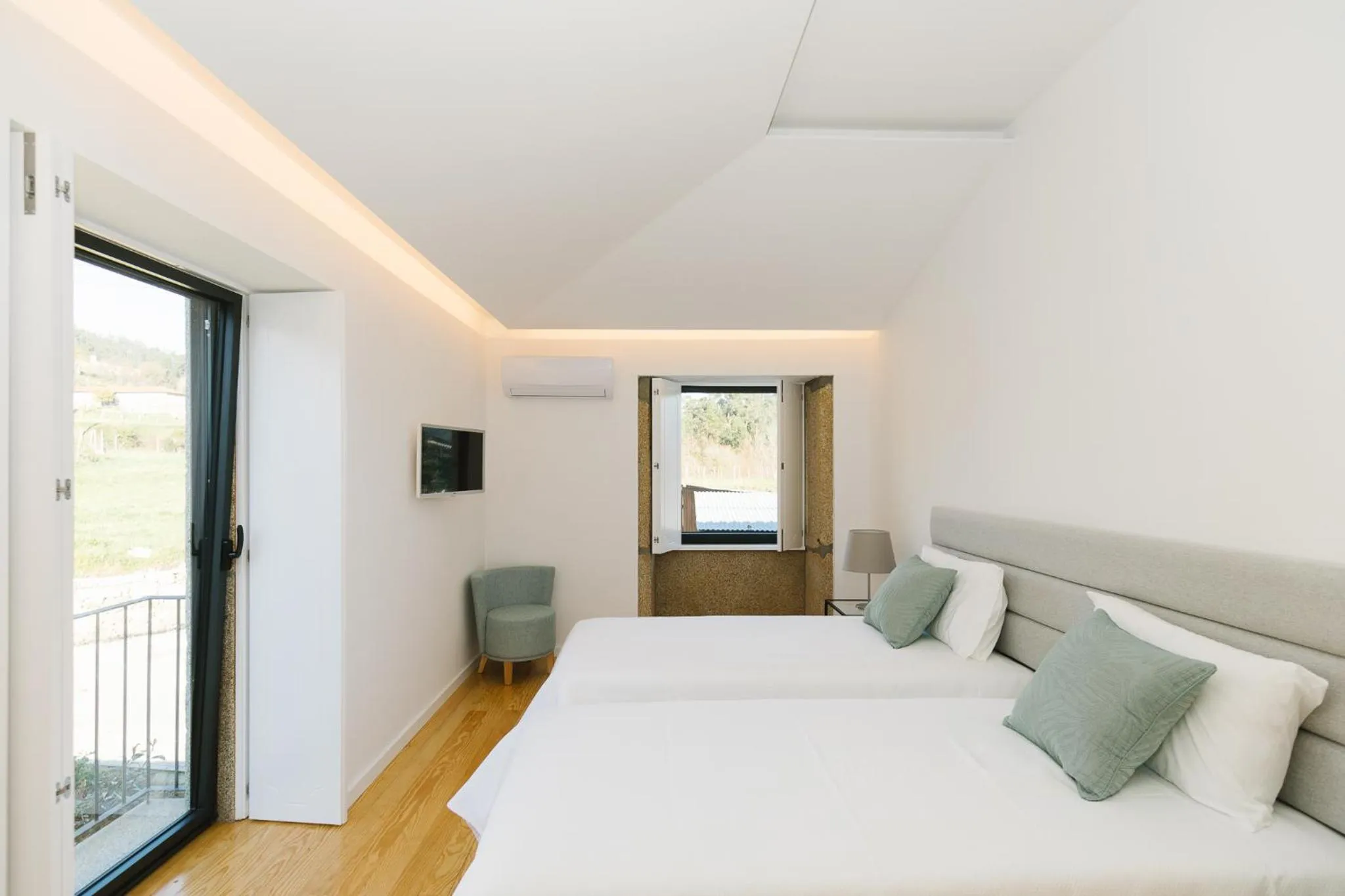 Photo of the whole room, Bed in Casa Vieira Lobo