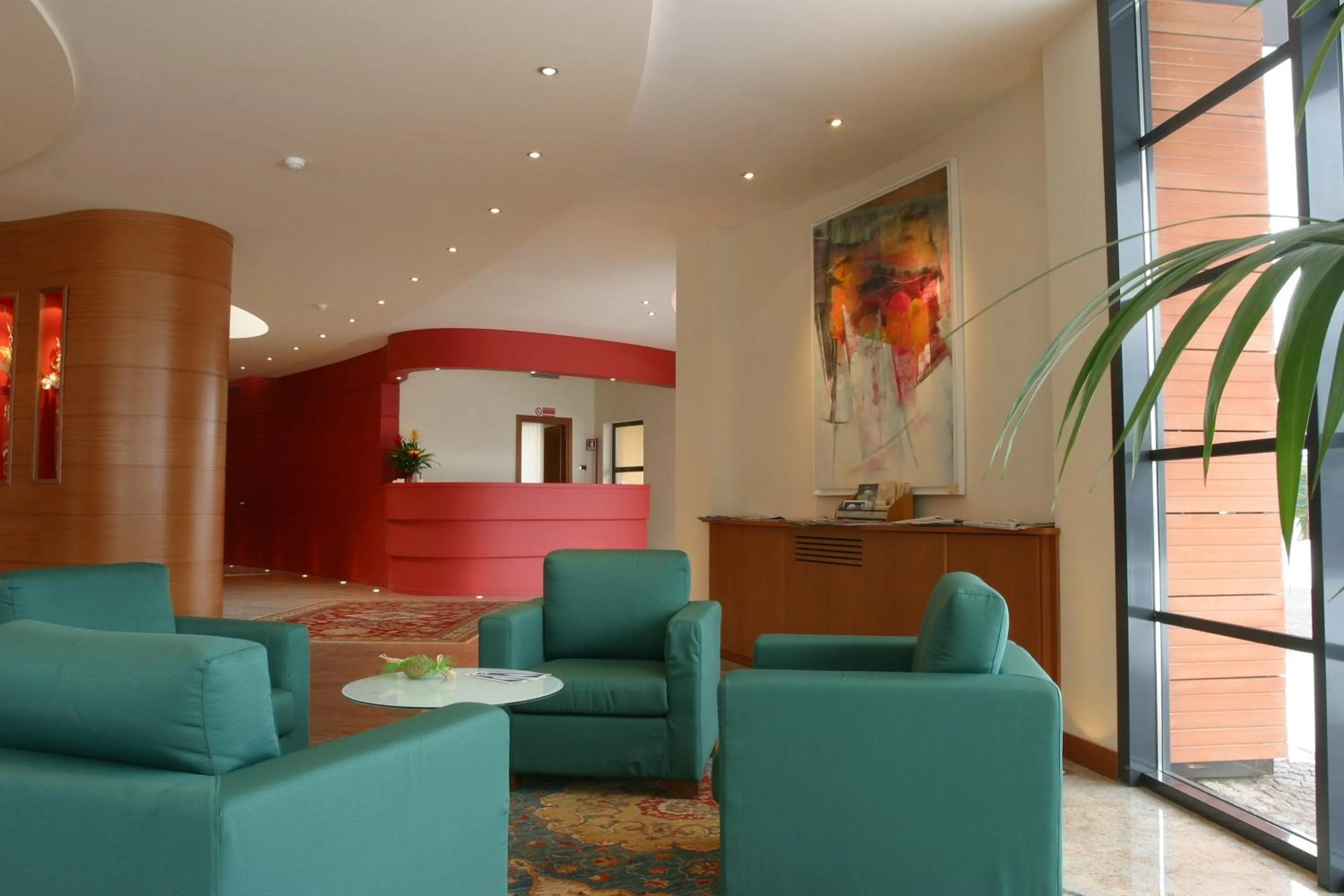 Lounge or bar in Luna Hotel Lago Maggiore Arona