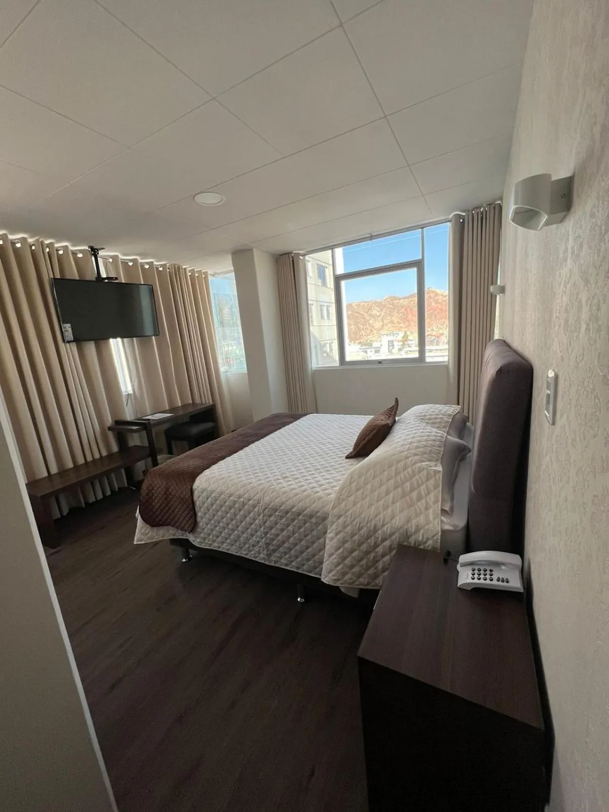 Photo of the whole room, Bed in Novum Hotel