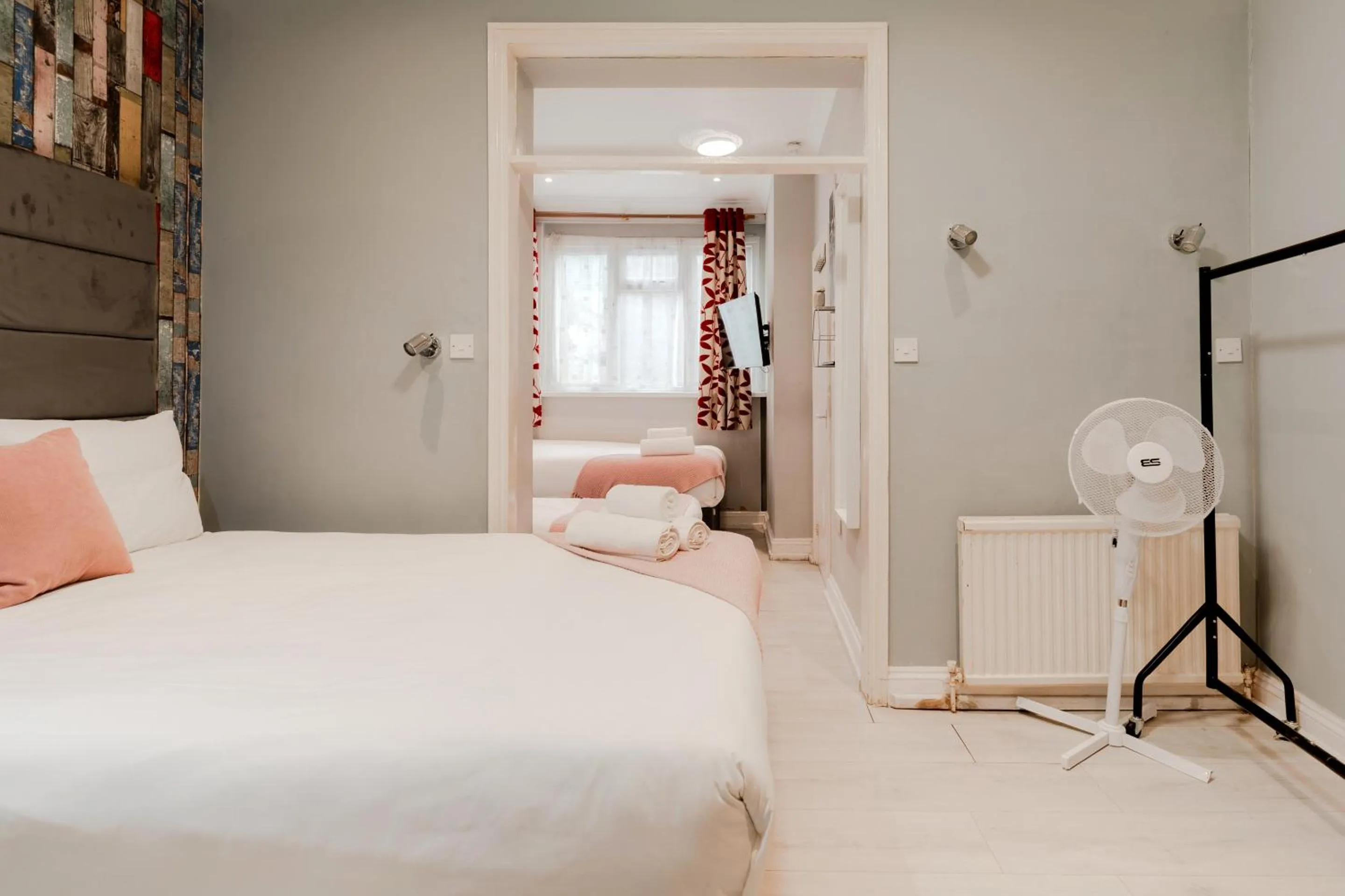 Bedroom, Bed in Orlando hotel