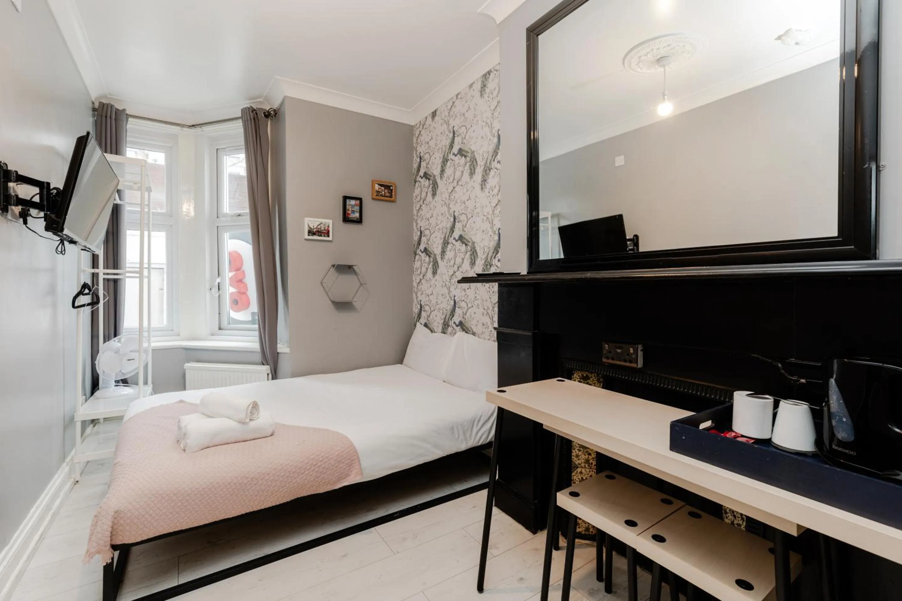 Bedroom, Bed in Orlando hotel