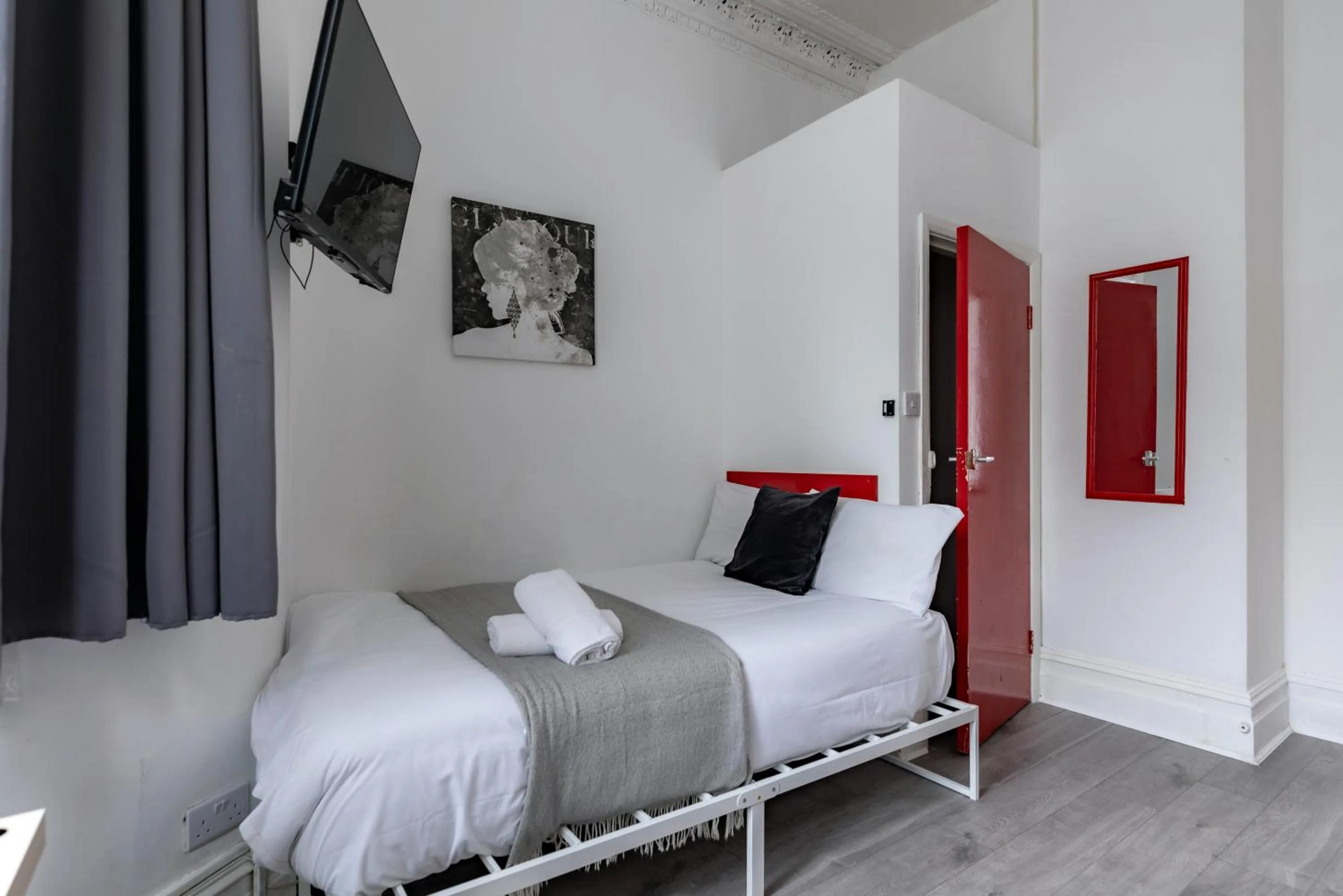 Bedroom, Bed in Orlando hotel