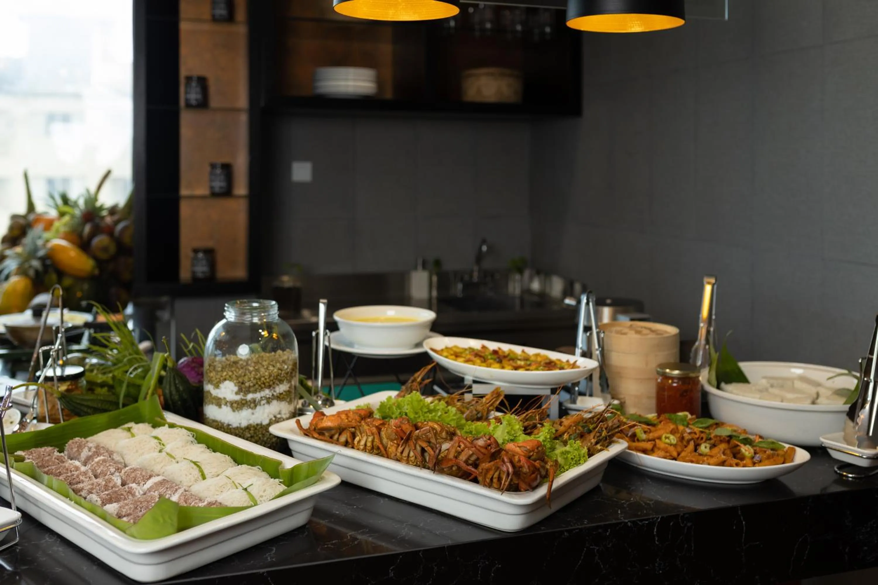 Restaurant/places to eat in MaRadha Colombo