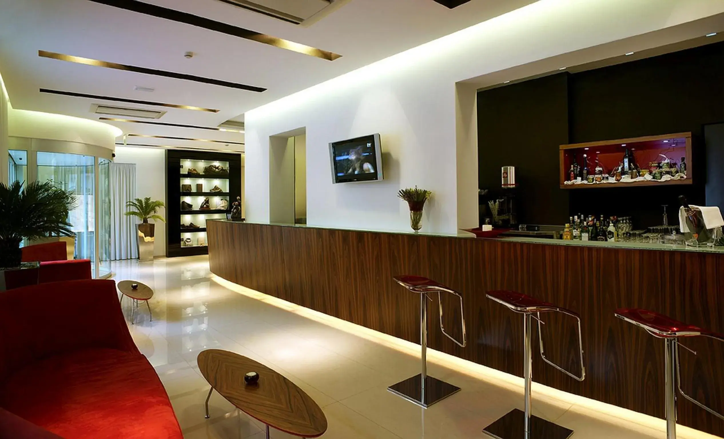 Lounge or bar in Card International Hotel Lounge or bar in Card International Hotel