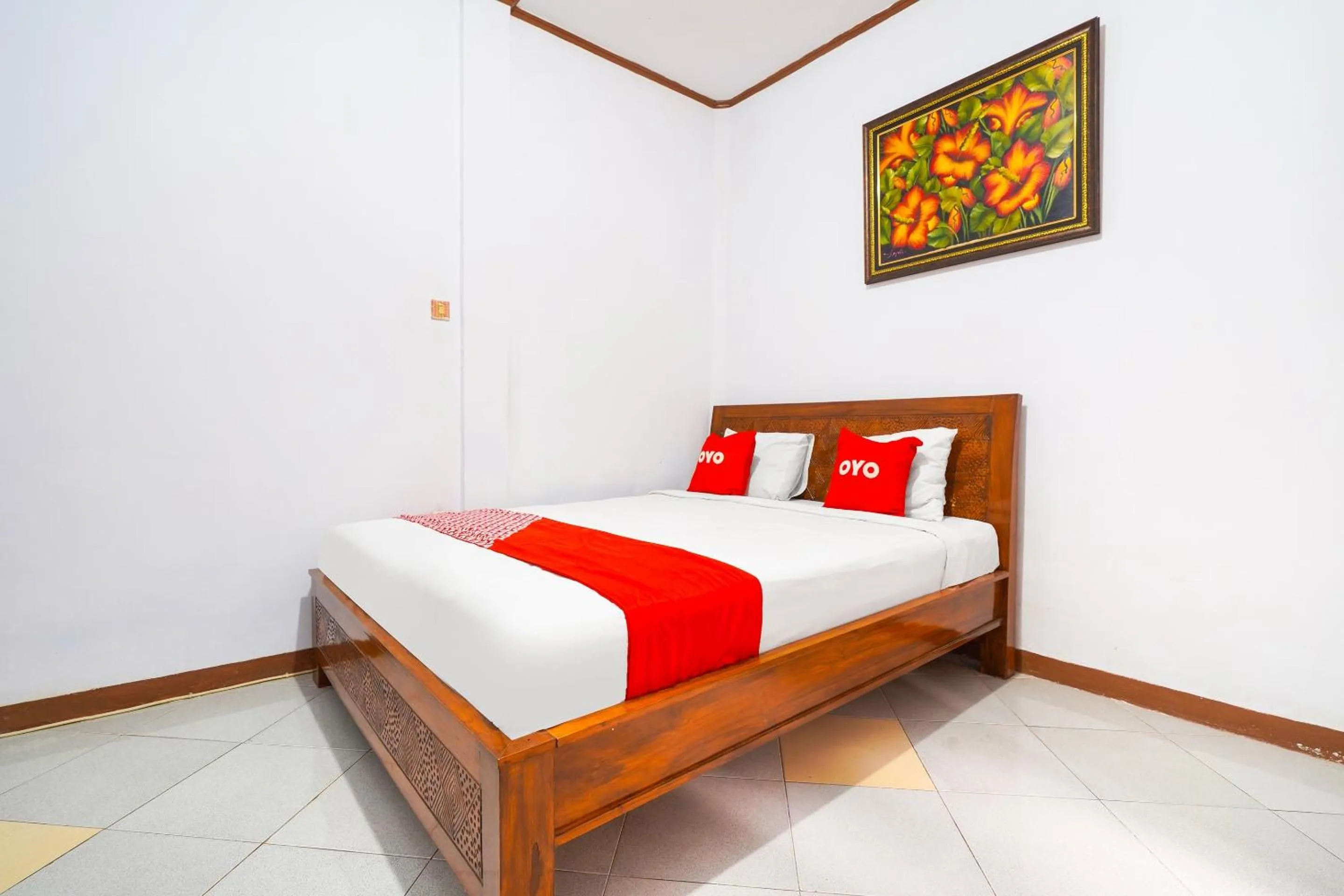 Bedroom in OYO 91561 Gandhi Hotel NearRS Khusus Ginjal Ny. R.A. Habibie