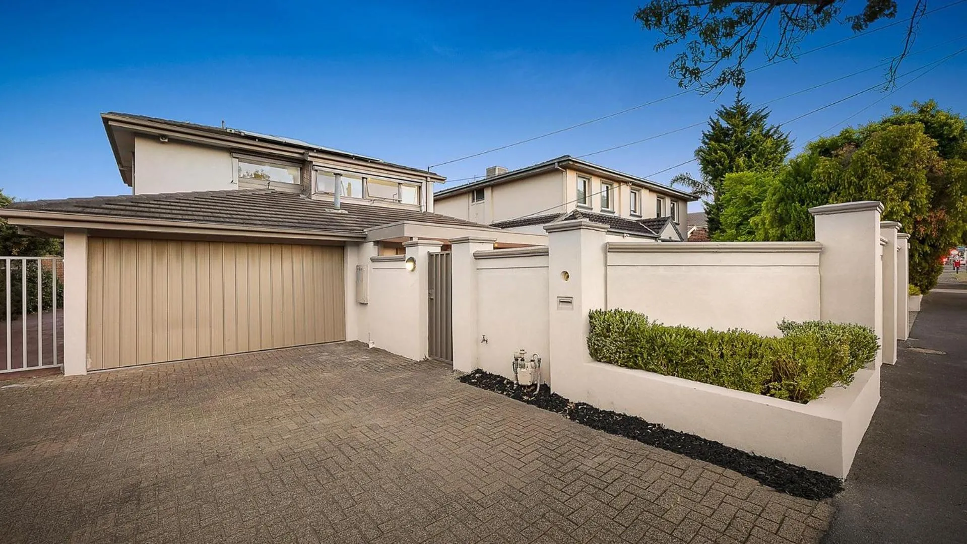 Property building in Brighton House