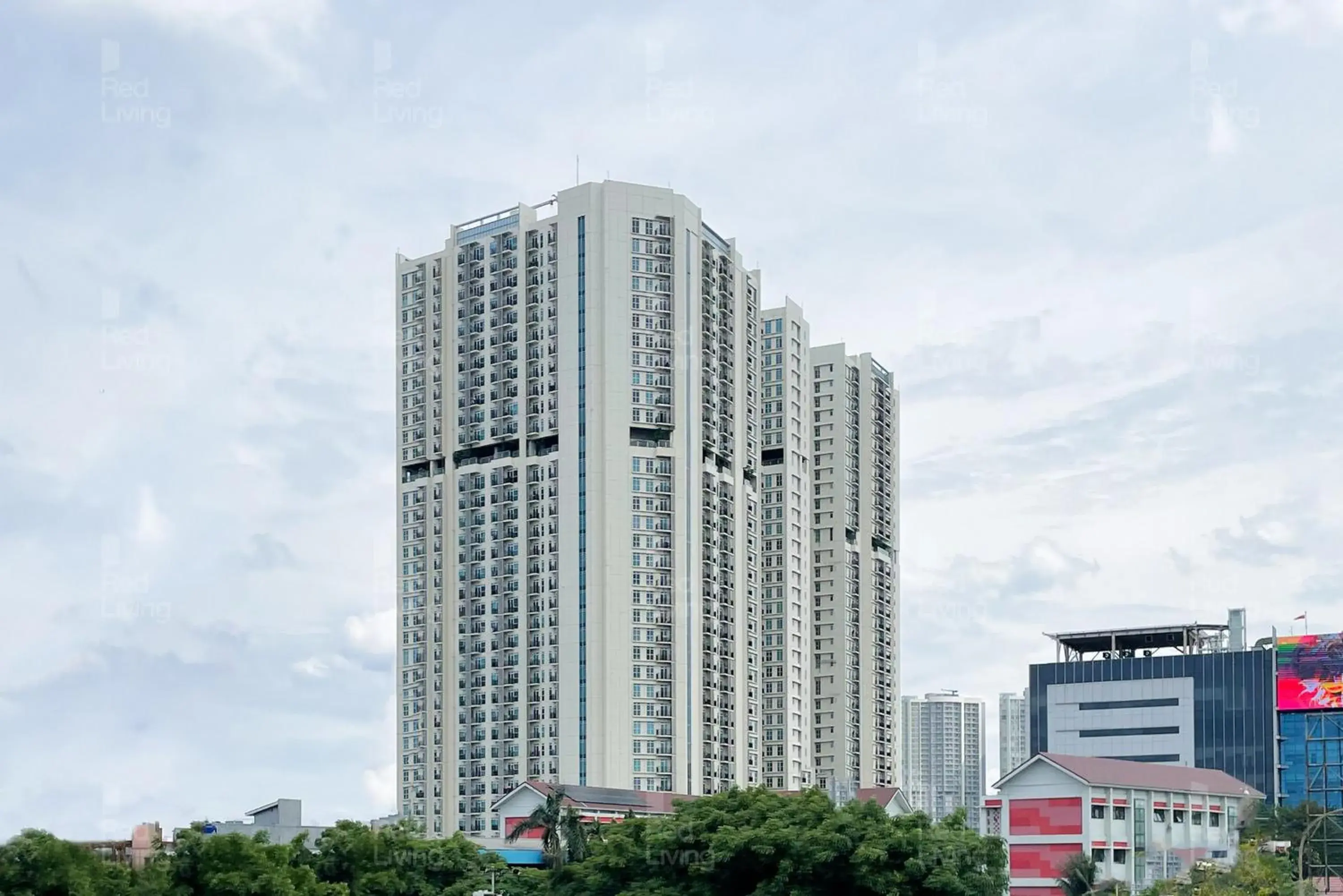 Property building in RedLiving Apartemen Puri Orchard - Tower Magnolia Property building in RedLiving Apartemen Puri Orchard - Tower Magnolia