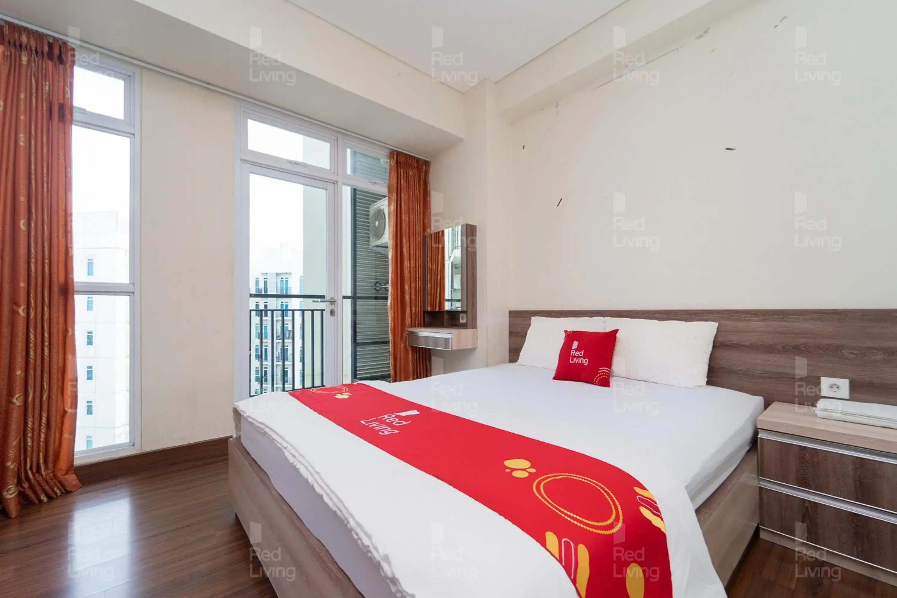 Bedroom, Bed in RedLiving Apartemen Puri Orchard - Tower Magnolia Bedroom, Bed in RedLiving Apartemen Puri Orchard - Tower Magnolia