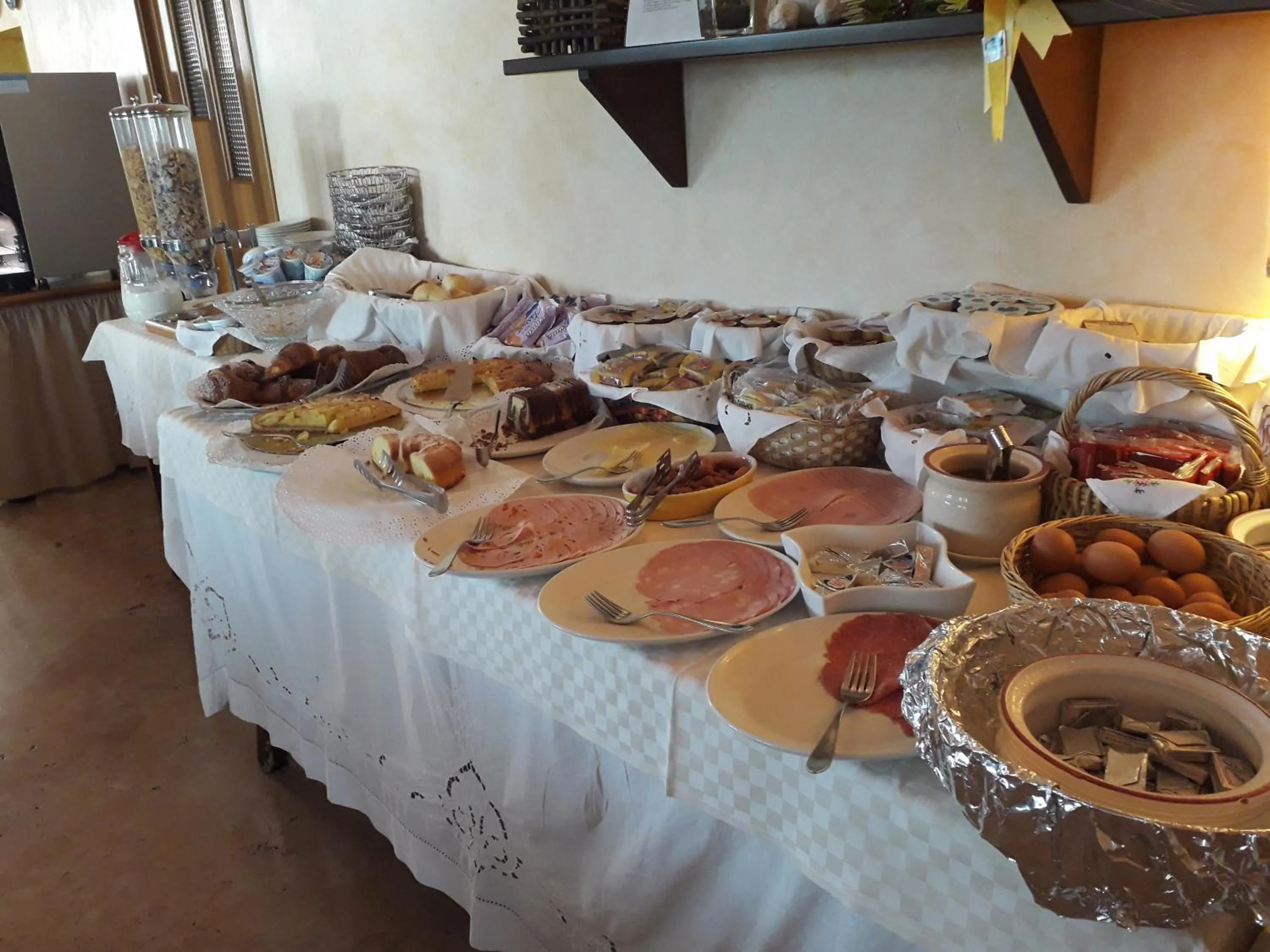 Food and drinks in Hotel Fornaci